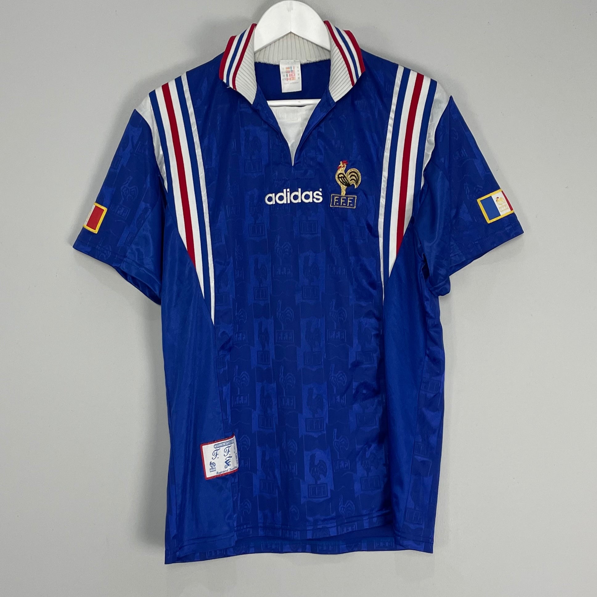 Shop 1996/98 FRANCE HOME SHIRT (M) ADIDAS, classic football shirts, vintage football shirts & retro soccer jerseys at Cult Kits