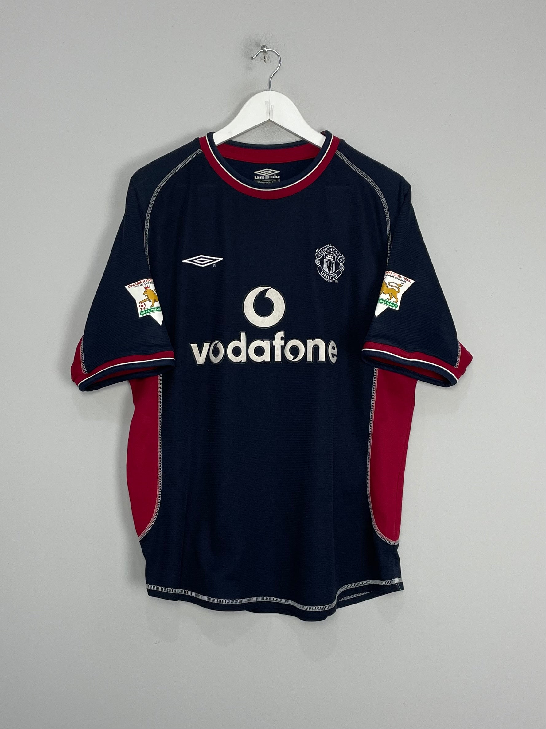Shop 2000/01 MANCHESTER UNITED BECKHAM #7 THIRD SHIRT (L) UMBRO, classic football shirts, vintage football shirts & retro soccer jerseys at Cult Kits