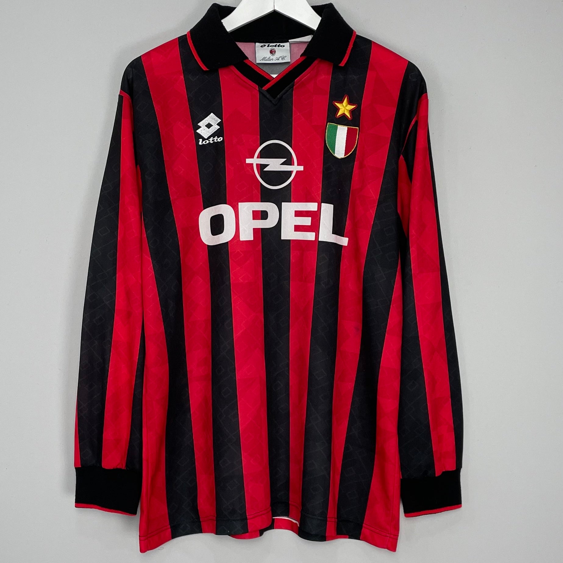 Shop 1994/95 AC MILAN #4 L/S HOME SHIRT (L) LOTTO, classic football shirts, vintage football shirts & retro soccer jerseys at Cult Kits
