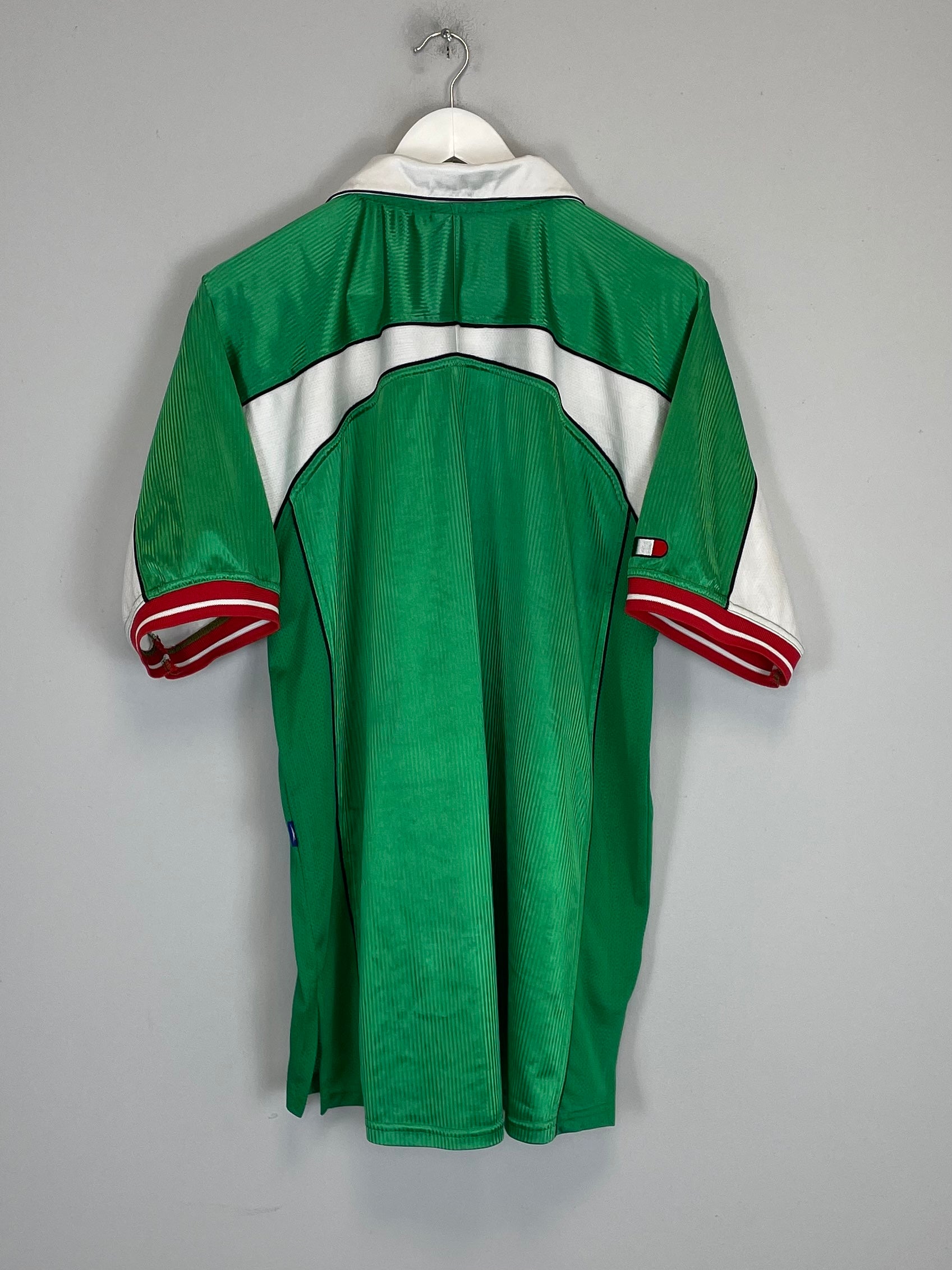 Shop 2000/01 MEXICO HOME SHIRT (L) ATLETICA, classic football shirts, vintage football shirts & retro soccer jerseys at Cult Kits