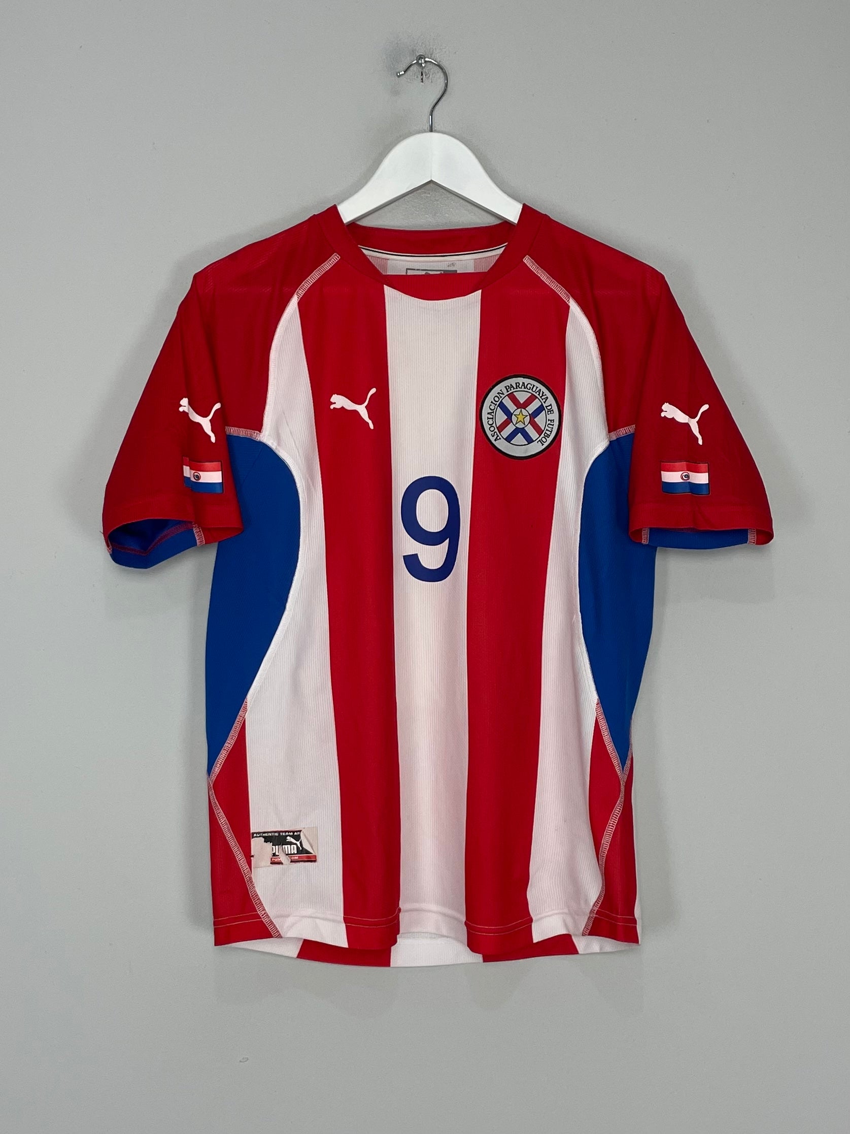 Shop 2002/03 PARAGUAY SANTA CRUZ #9 HOME SHIRT (M) PUMA, classic football shirts, vintage football shirts & retro soccer jerseys at Cult Kits