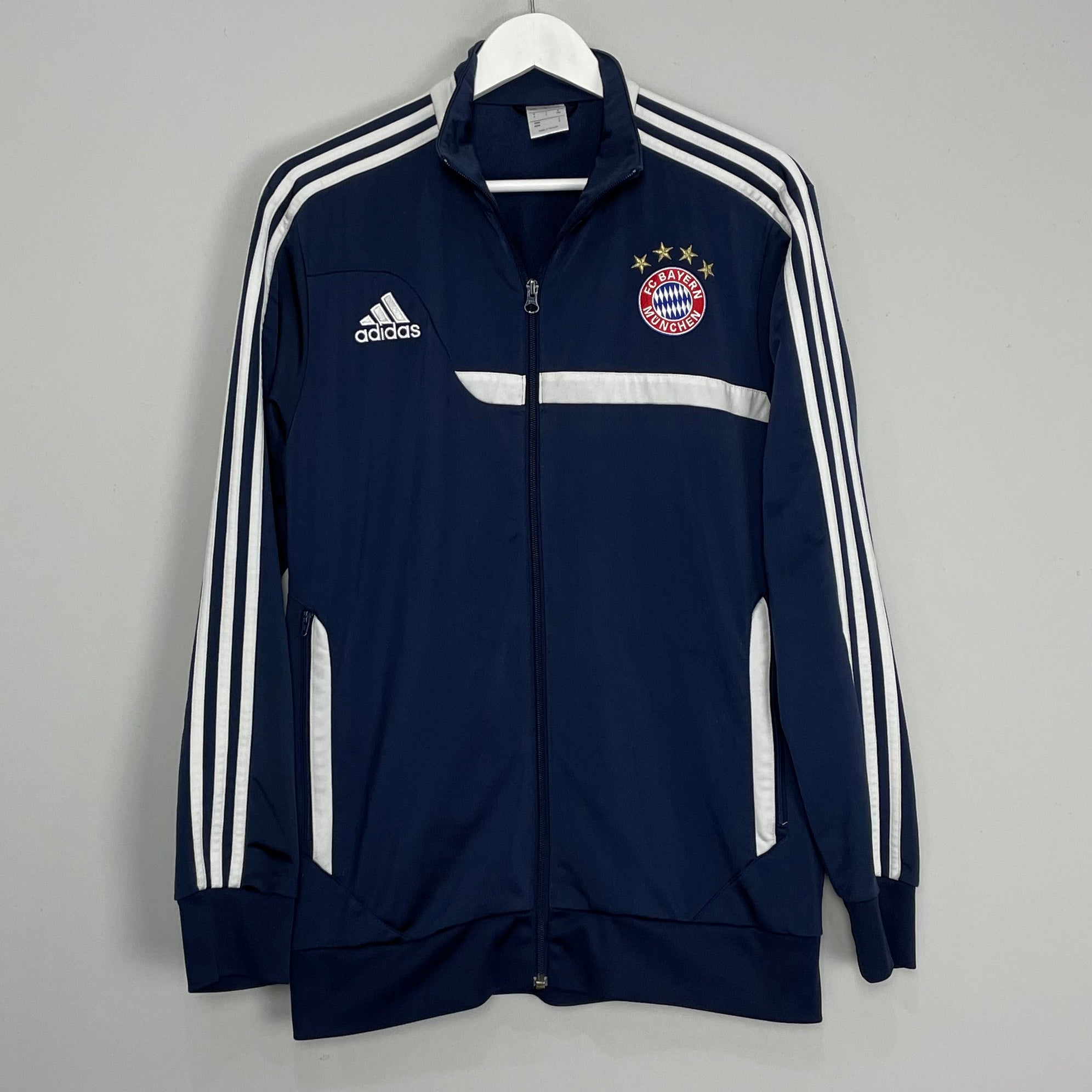Shop 2013/14 BAYERN MUNICH TRACK JACKET (M) ADIDAS, classic football shirts, vintage football shirts & retro soccer jerseys at Cult Kits