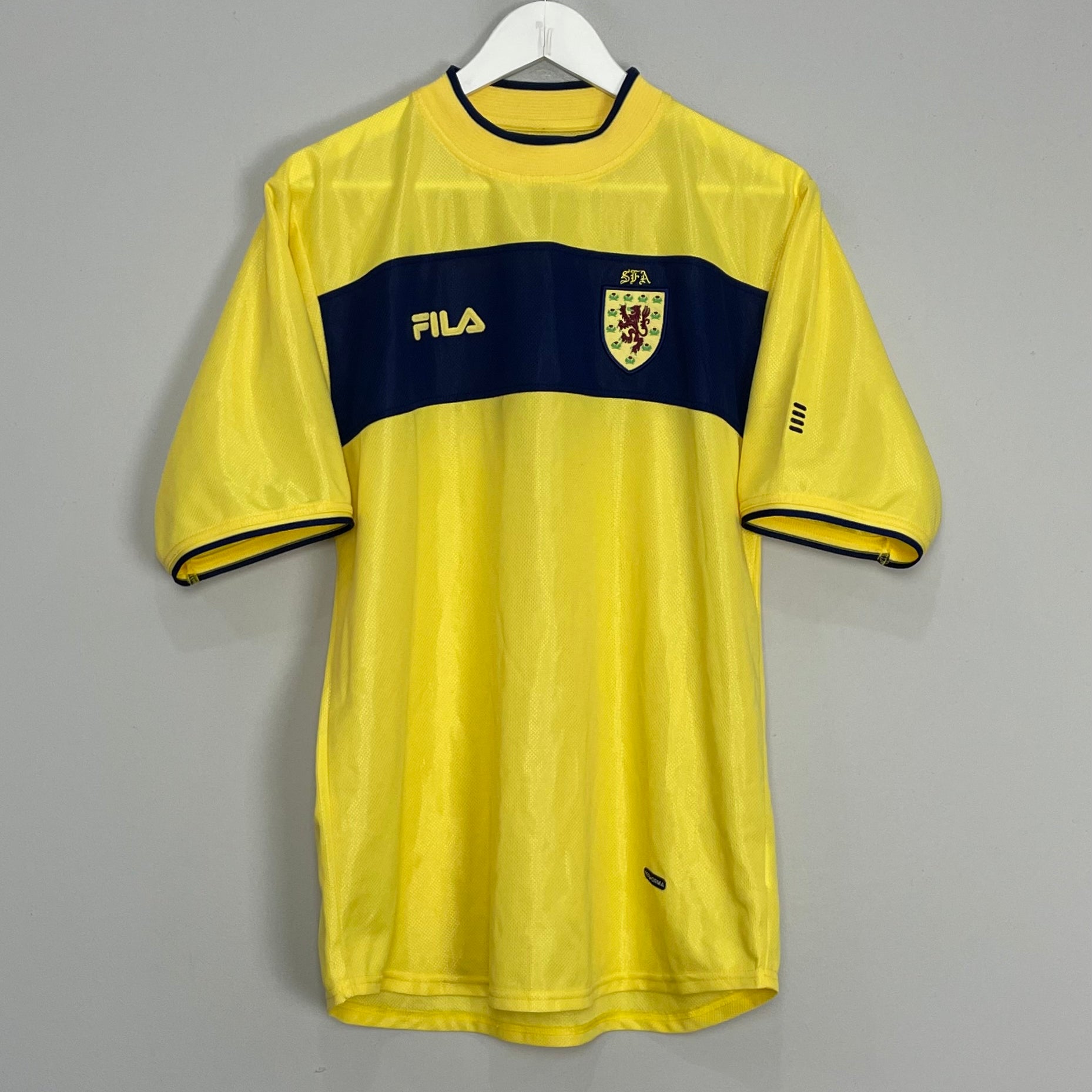 Shop 2002/03 SCOTLAND AWAY SHIRT (M) FILA, classic football shirts, vintage football shirts & retro soccer jerseys at Cult Kits
