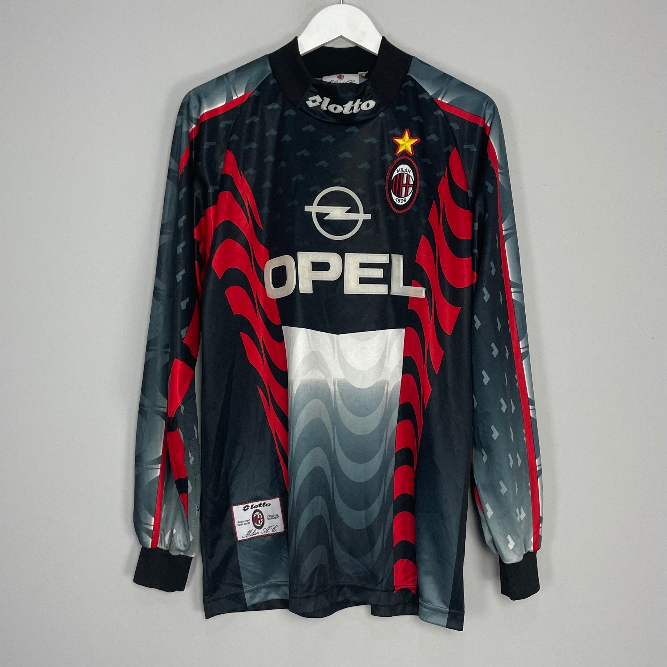 Shop 1997/98 AC MILAN GK SHIRT (L) LOTTO, classic football shirts, vintage football shirts & retro soccer jerseys at Cult Kits