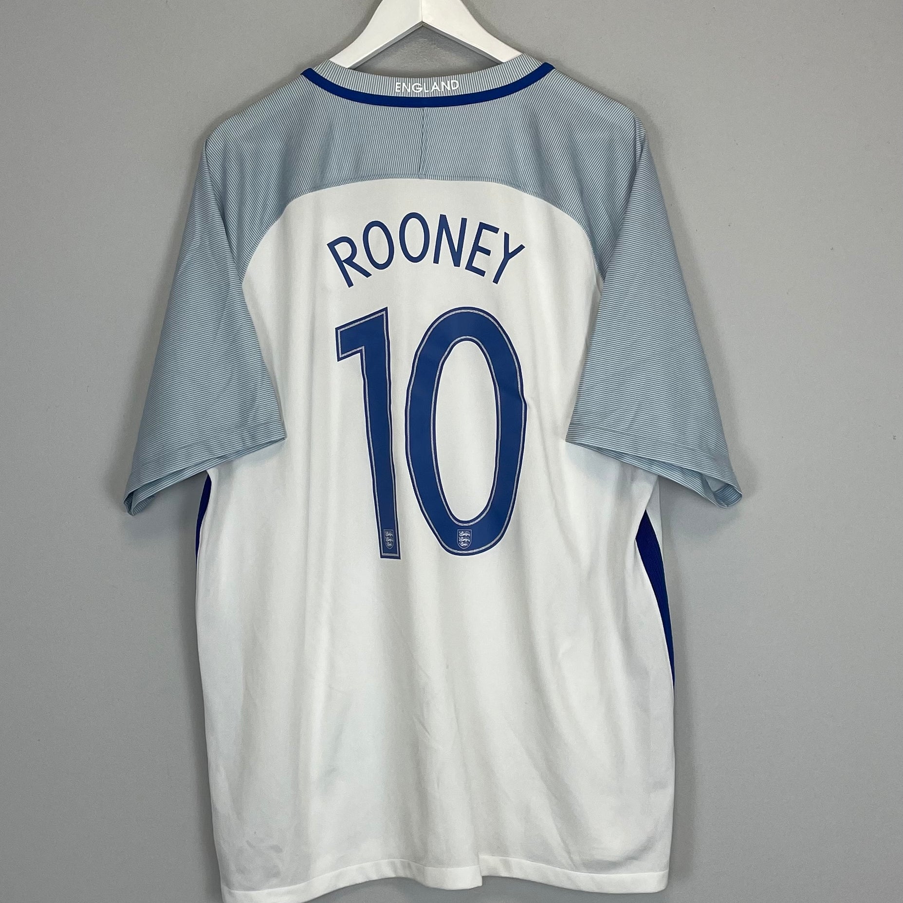 Shop 2016/17 ENGLAND ROONEY #10 HOME SHIRT (XXL) NIKE, classic football shirts, vintage football shirts & retro soccer jerseys at Cult Kits