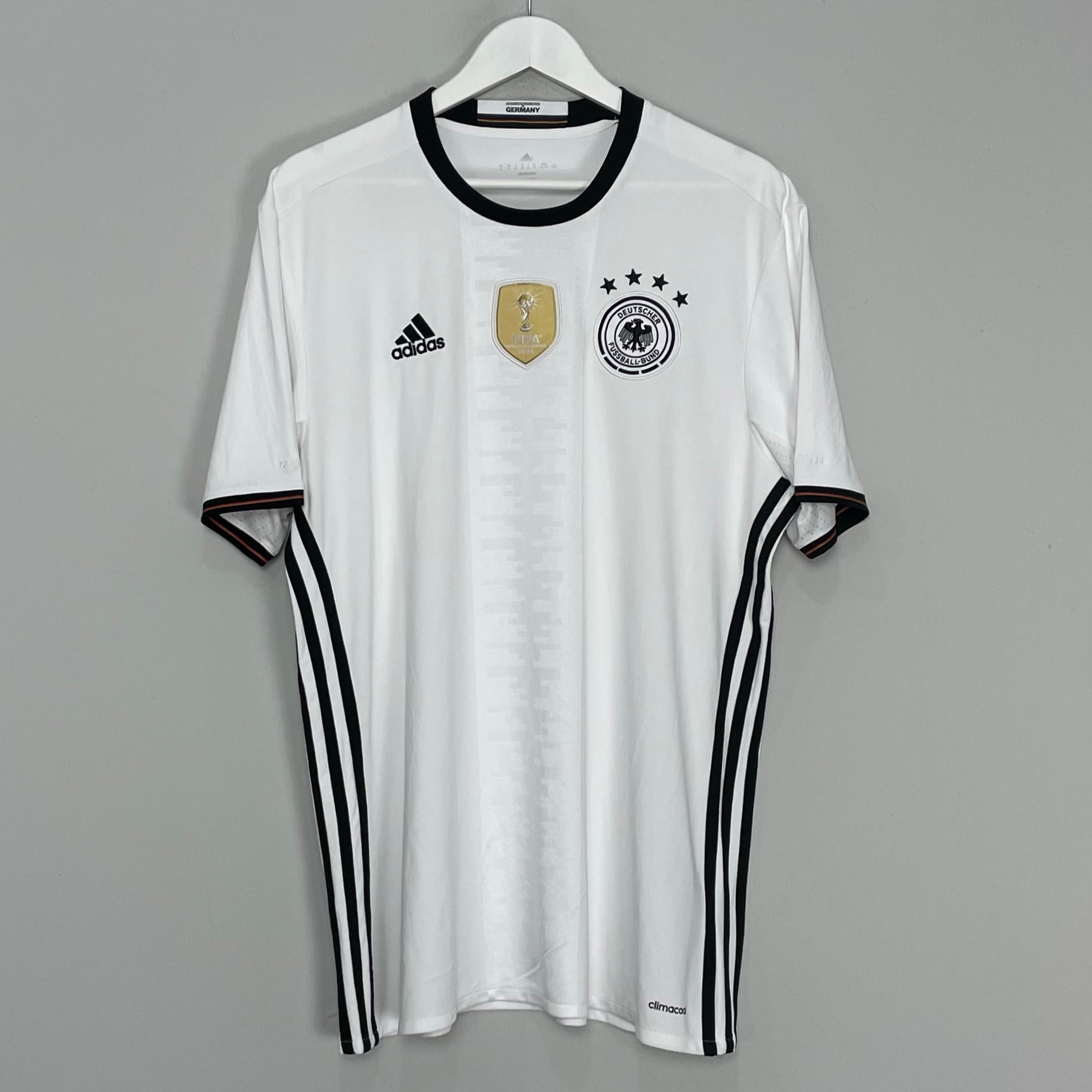 Shop 2015/16 GERMANY HOME SHIRT (XL) ADIDAS, classic football shirts, vintage football shirts & retro soccer jerseys at Cult Kits