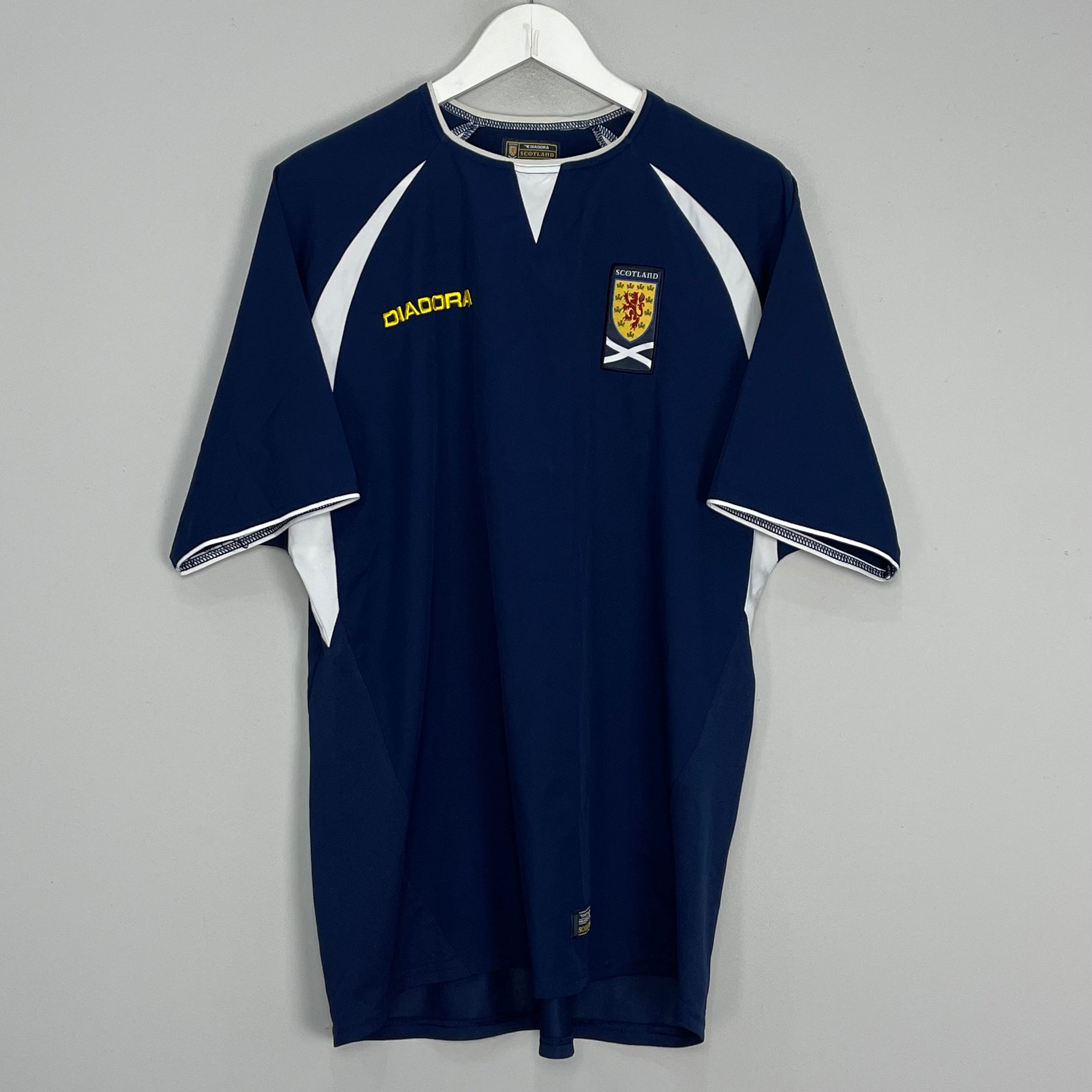 Shop 2003/05 SCOTLAND HOME SHIRT (M) DIADORA, classic football shirts, vintage football shirts & retro soccer jerseys at Cult Kits