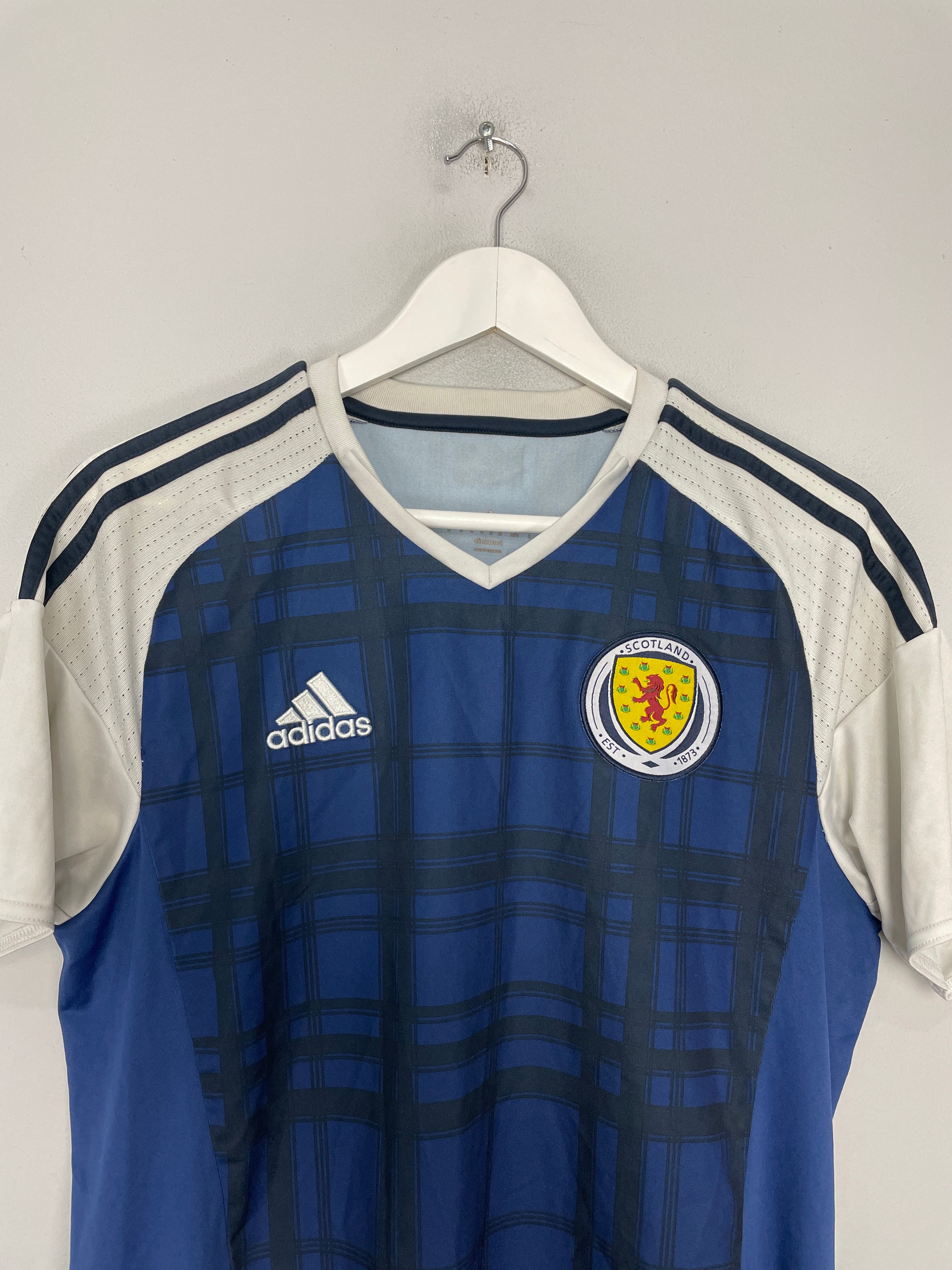 Shop 2015/17 SCOTLAND HOME SHIRT (M) ADIDAS, classic football shirts, vintage football shirts & retro soccer jerseys at Cult Kits