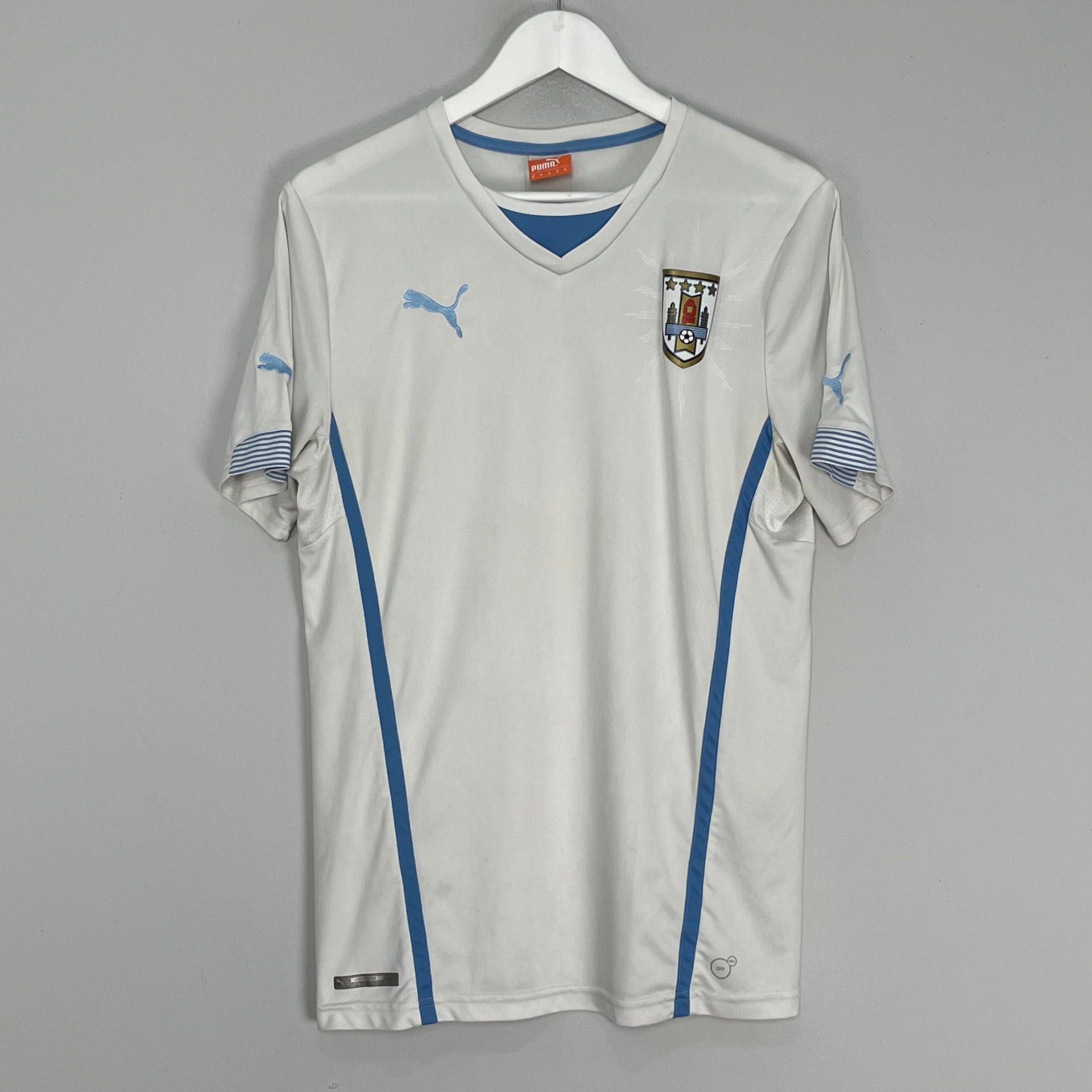 Shop 2014/15 URUGUAY AWAY SHIRT (M) PUMA, classic football shirts, vintage football shirts & retro soccer jerseys at Cult Kits