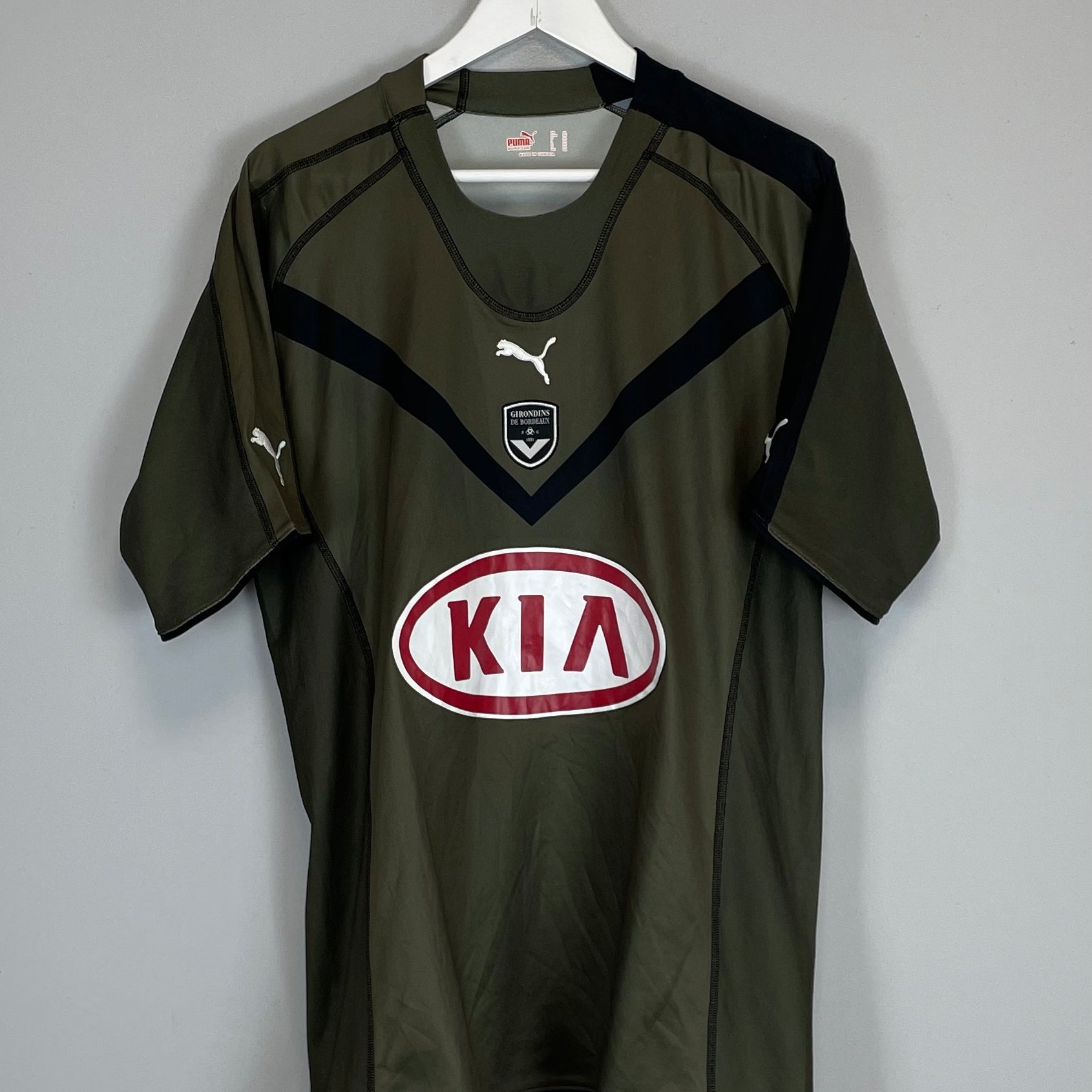 Shop 2006/07 BORDEAUX THIRD SHIRT (XL) PUMA, classic football shirts, vintage football shirts & retro soccer jerseys at Cult Kits