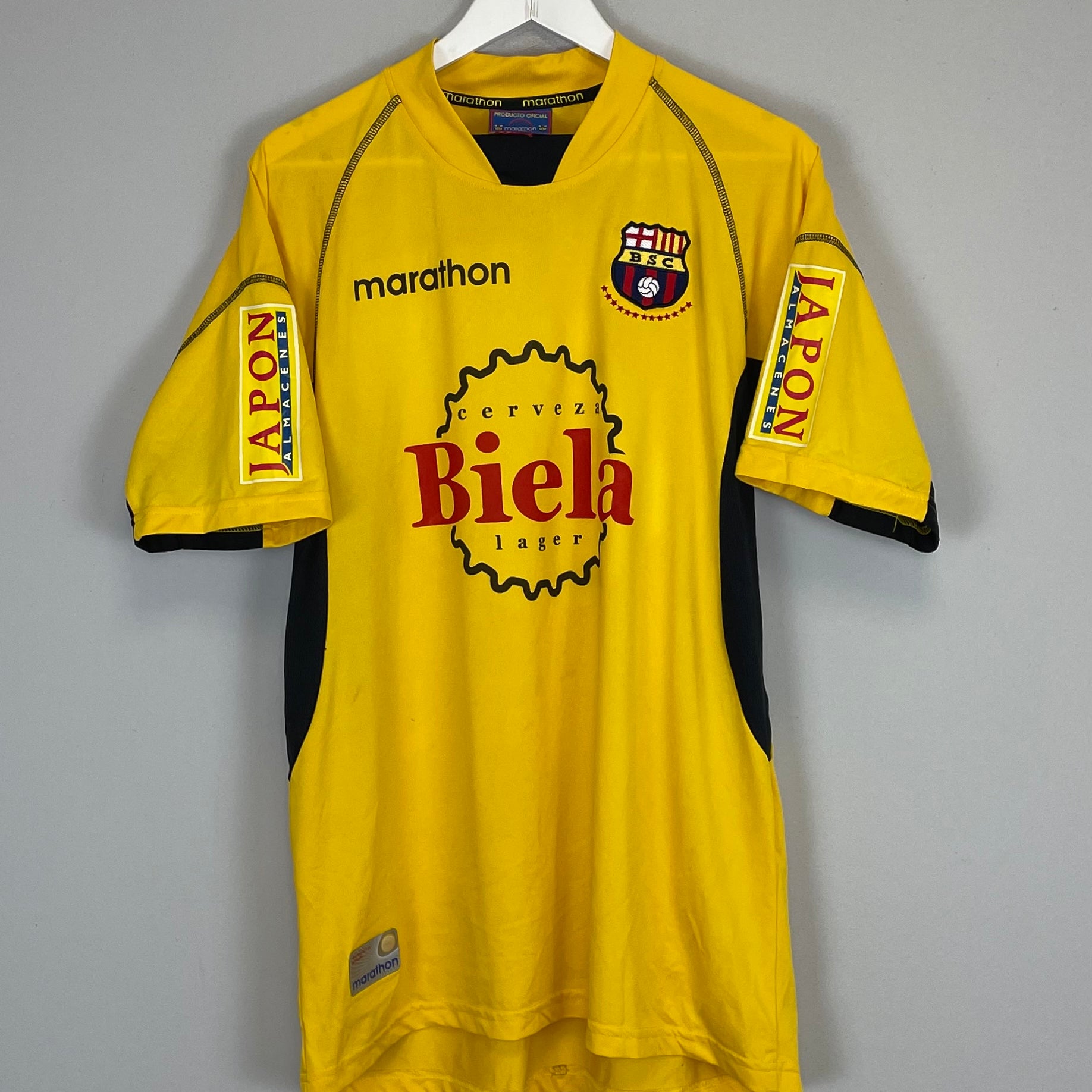 Shop 2003/04 SC BARCELONA HOME SHIRT (L) MARATHON, classic football shirts, vintage football shirts & retro soccer jerseys at Cult Kits