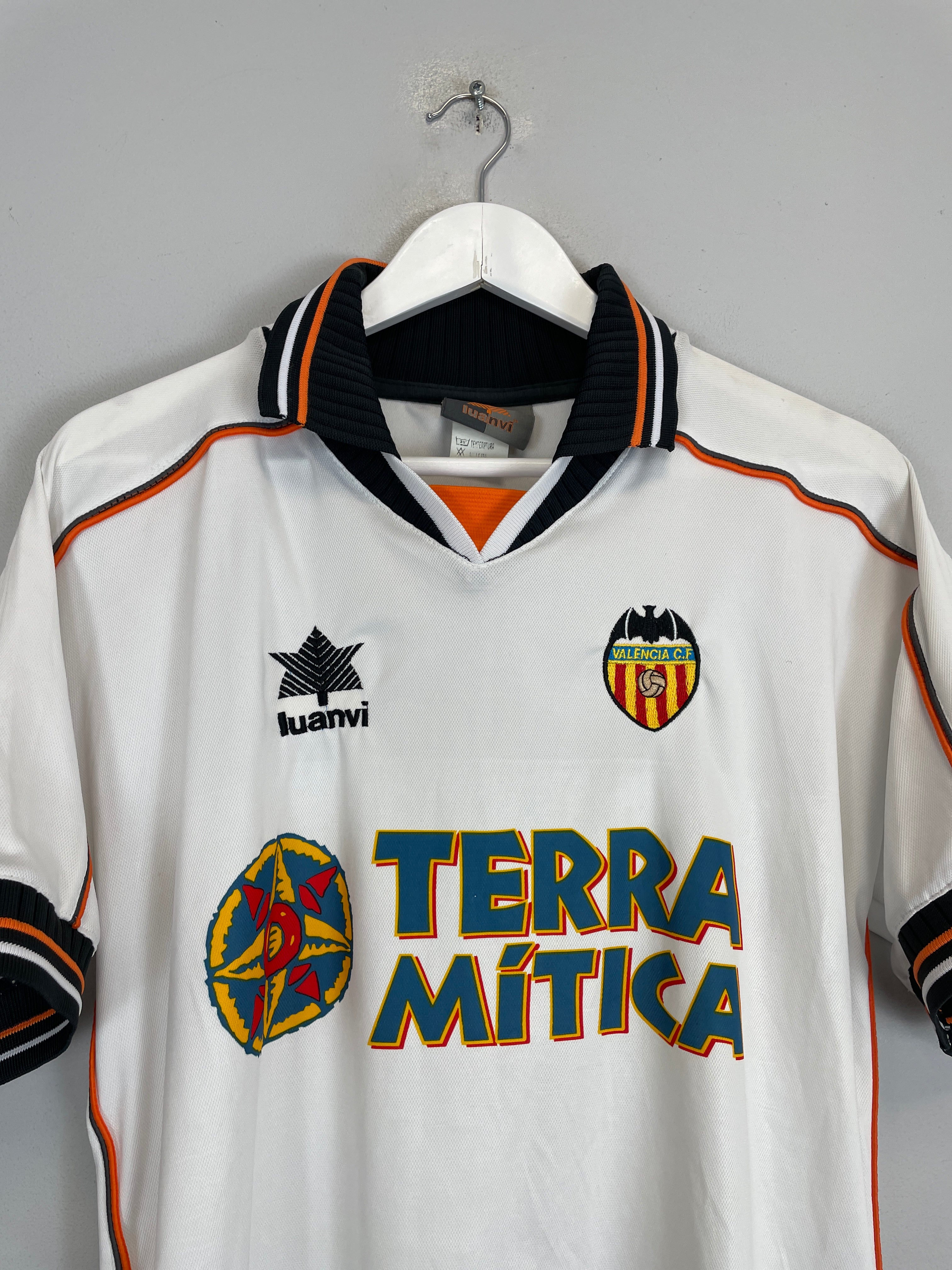 Shop 1999/00 VALENCIA HOME SHIRT (S) LUANVI, classic football shirts, vintage football shirts & retro soccer jerseys at Cult Kits