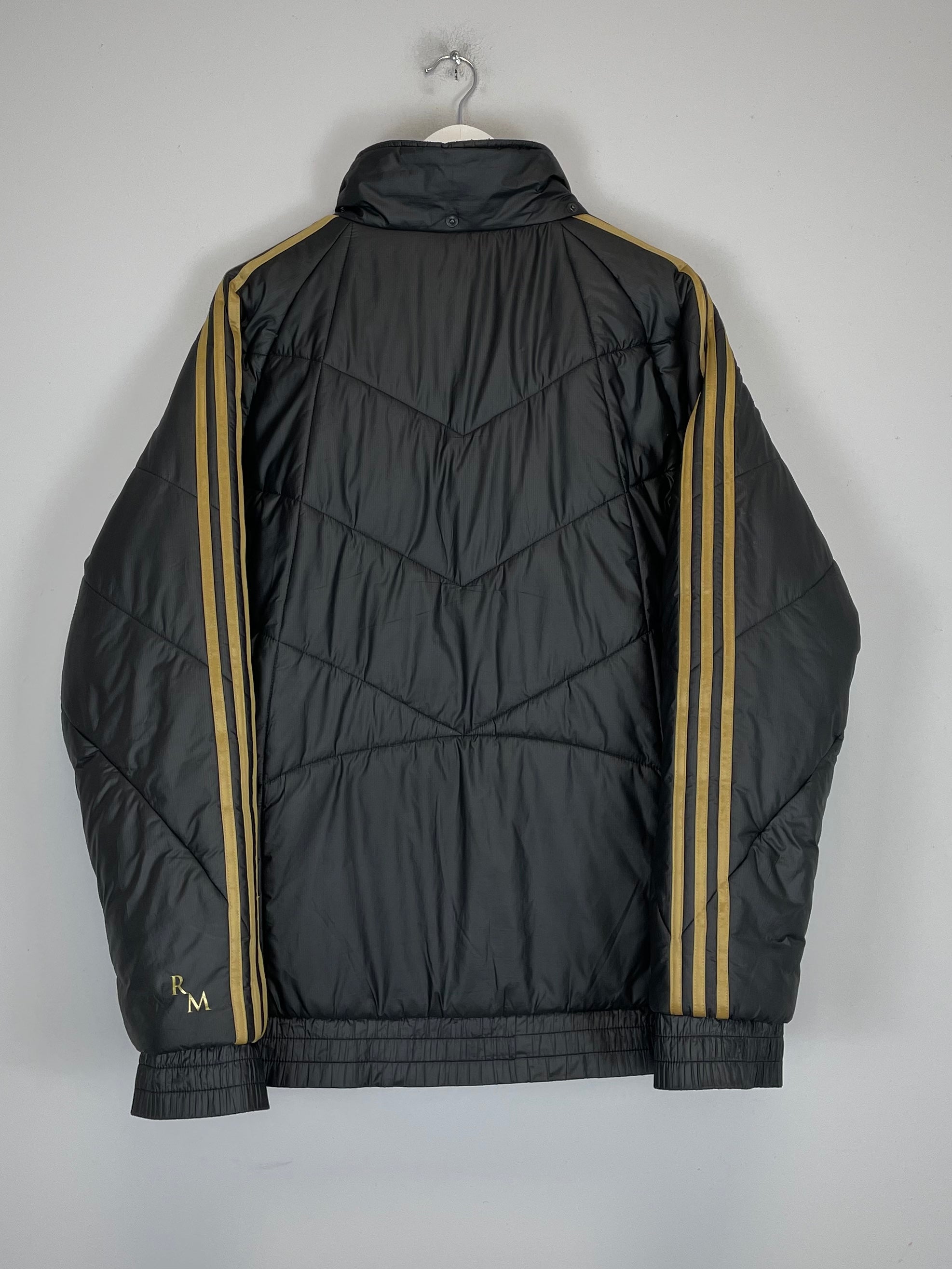 Shop 2019/20 REAL MADRID PADDED JACKET (M) ADIDAS, classic football shirts, vintage football shirts & retro soccer jerseys at Cult Kits