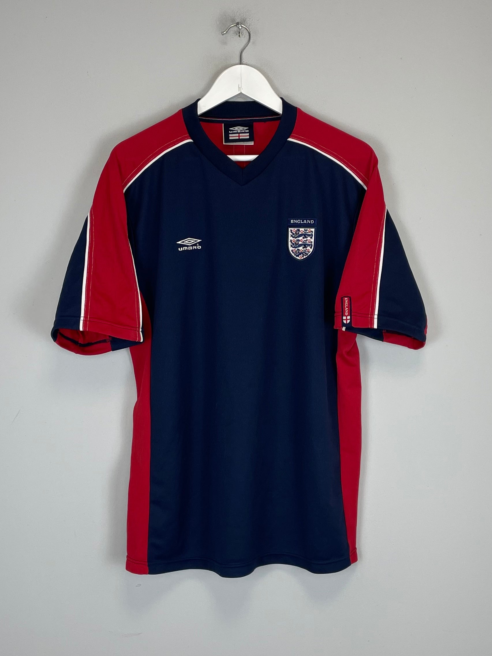 Shop 2002/03 ENGLAND TRAINING SHIRT (L) UMBRO, classic football shirts, vintage football shirts & retro soccer jerseys at Cult Kits