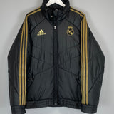 Shop 2019/20 REAL MADRID PADDED JACKET (M) ADIDAS, classic football shirts, vintage football shirts & retro soccer jerseys at Cult Kits
