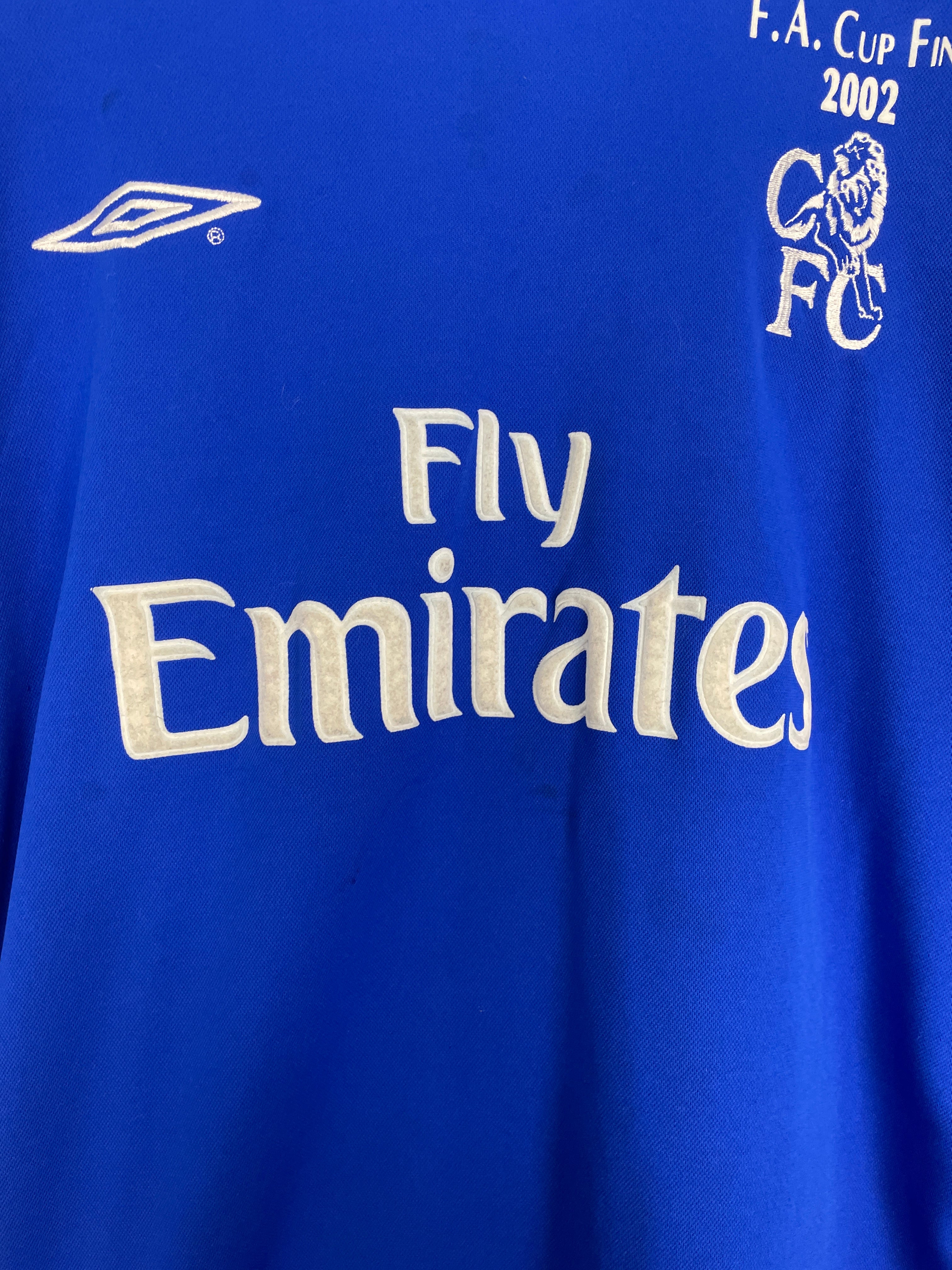 Shop 2001/03 CHELSEA LAMPARD #8 L/S *FA CUP FINAL* HOME SHIRT (L) UMBRO, classic football shirts, vintage football shirts & retro soccer jerseys at Cult Kits