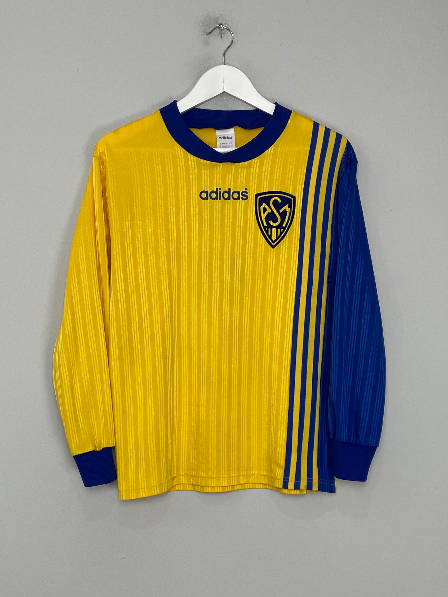 Shop 1990/92 CLERMONT AUVERGNE L/S #6 HOME SHIRT (M) ADIDAS, classic football shirts, vintage football shirts & retro soccer jerseys at Cult Kits