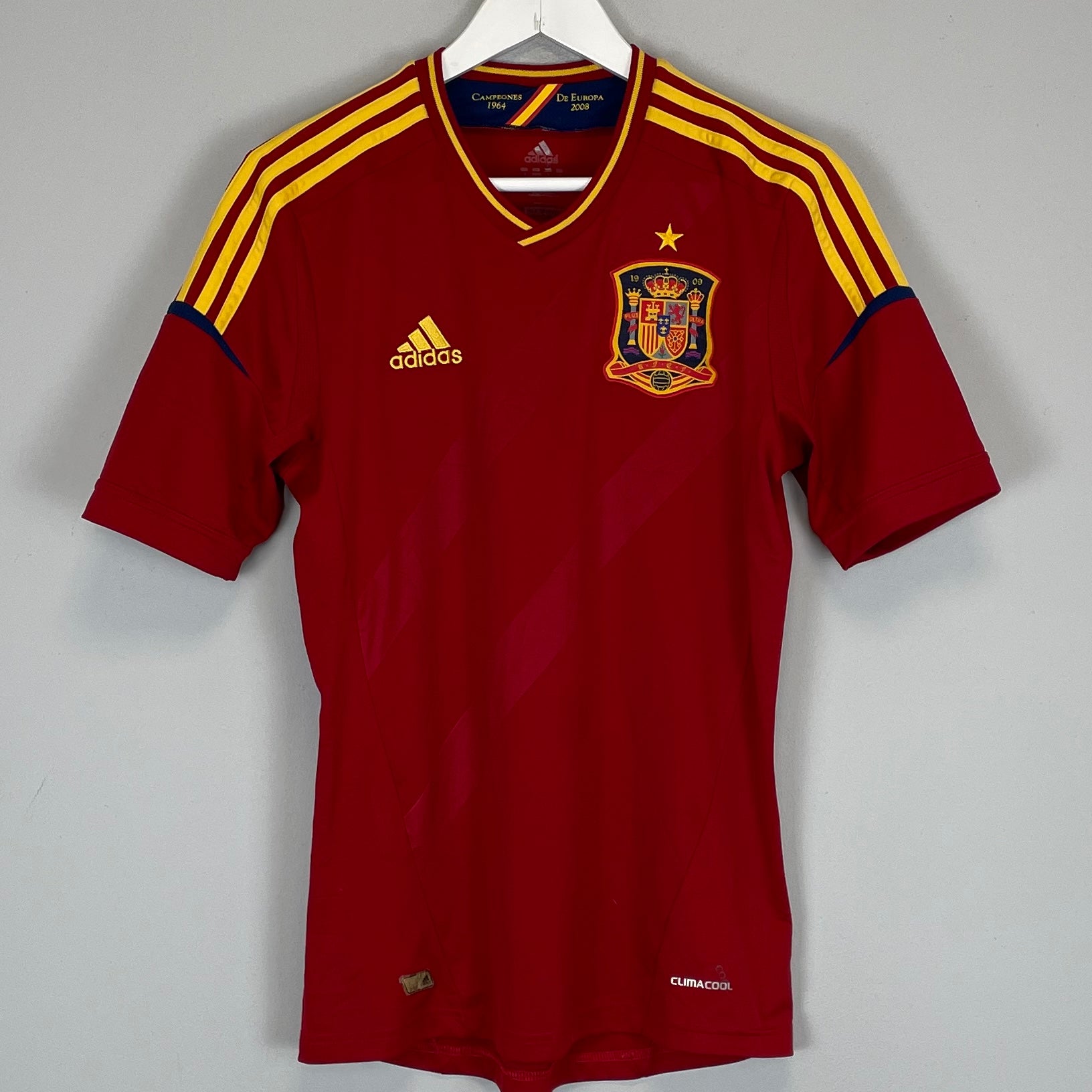 Shop 2012/13 SPAIN HOME SHIRT (S) ADIDAS, classic football shirts, vintage football shirts & retro soccer jerseys at Cult Kits
