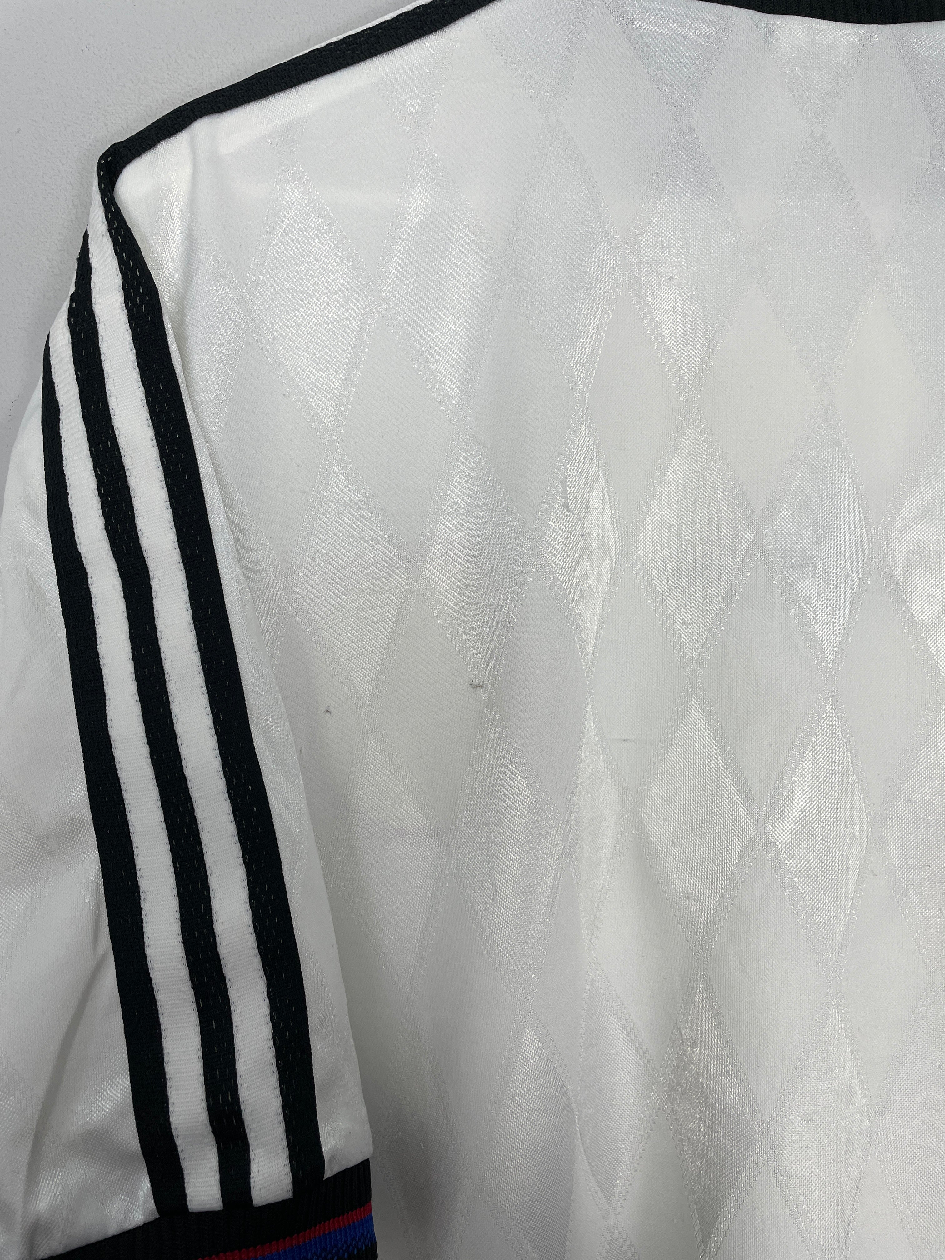 Shop 1996/98 BAYERN MUNICH AWAY SHIRT (XL) ADIDAS, classic football shirts, vintage football shirts & retro soccer jerseys at Cult Kits