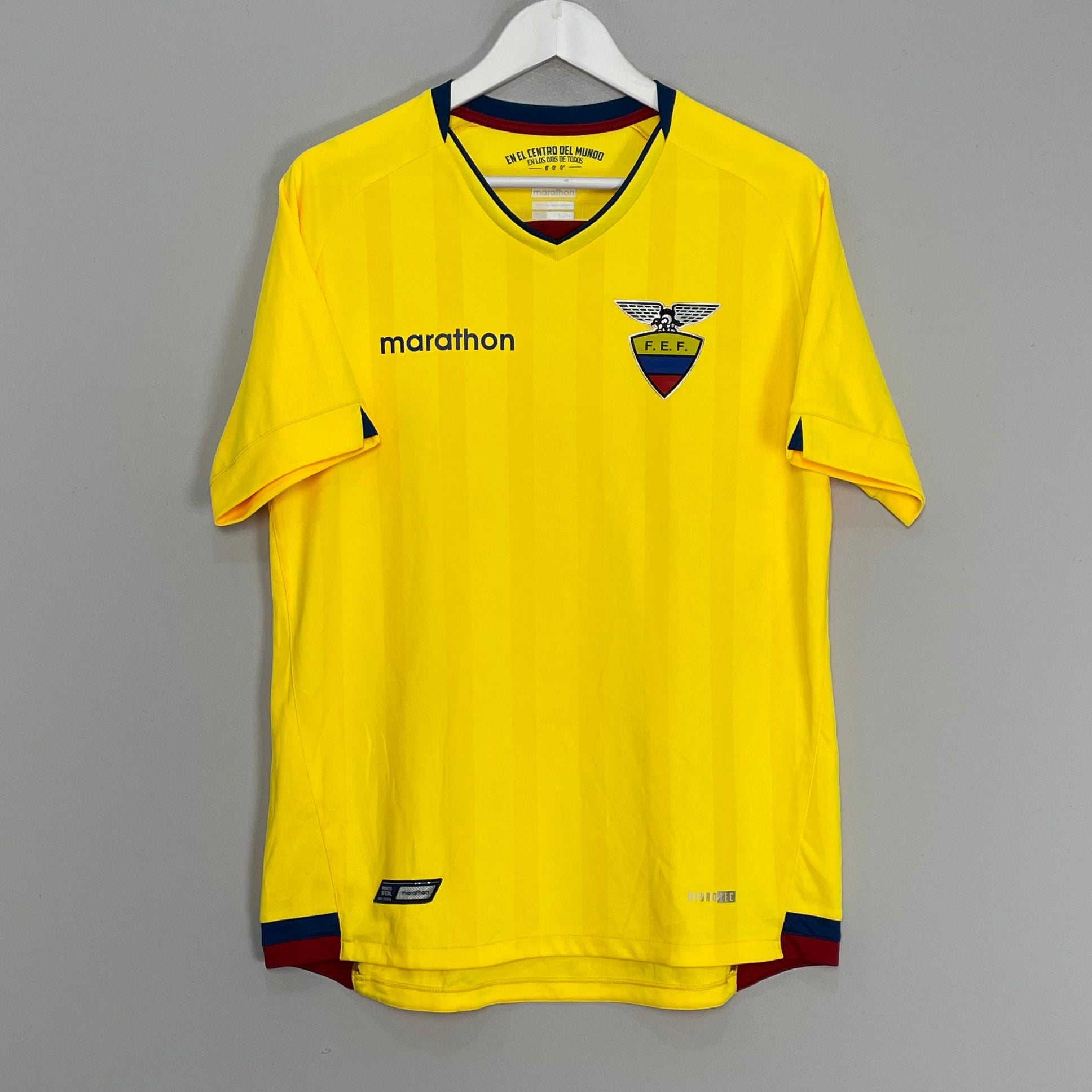 Shop 2018/19 ECUADOR HOME SHIRT (L) MARATHON, classic football shirts, vintage football shirts & retro soccer jerseys at Cult Kits