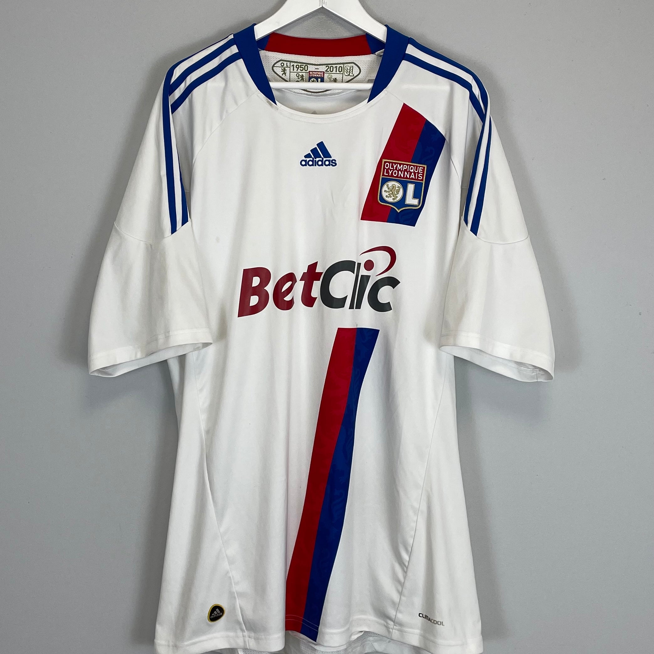 Shop 2010/11 LYON HOME SHIRT (XXL) ADIDAS, classic football shirts, vintage football shirts & retro soccer jerseys at Cult Kits