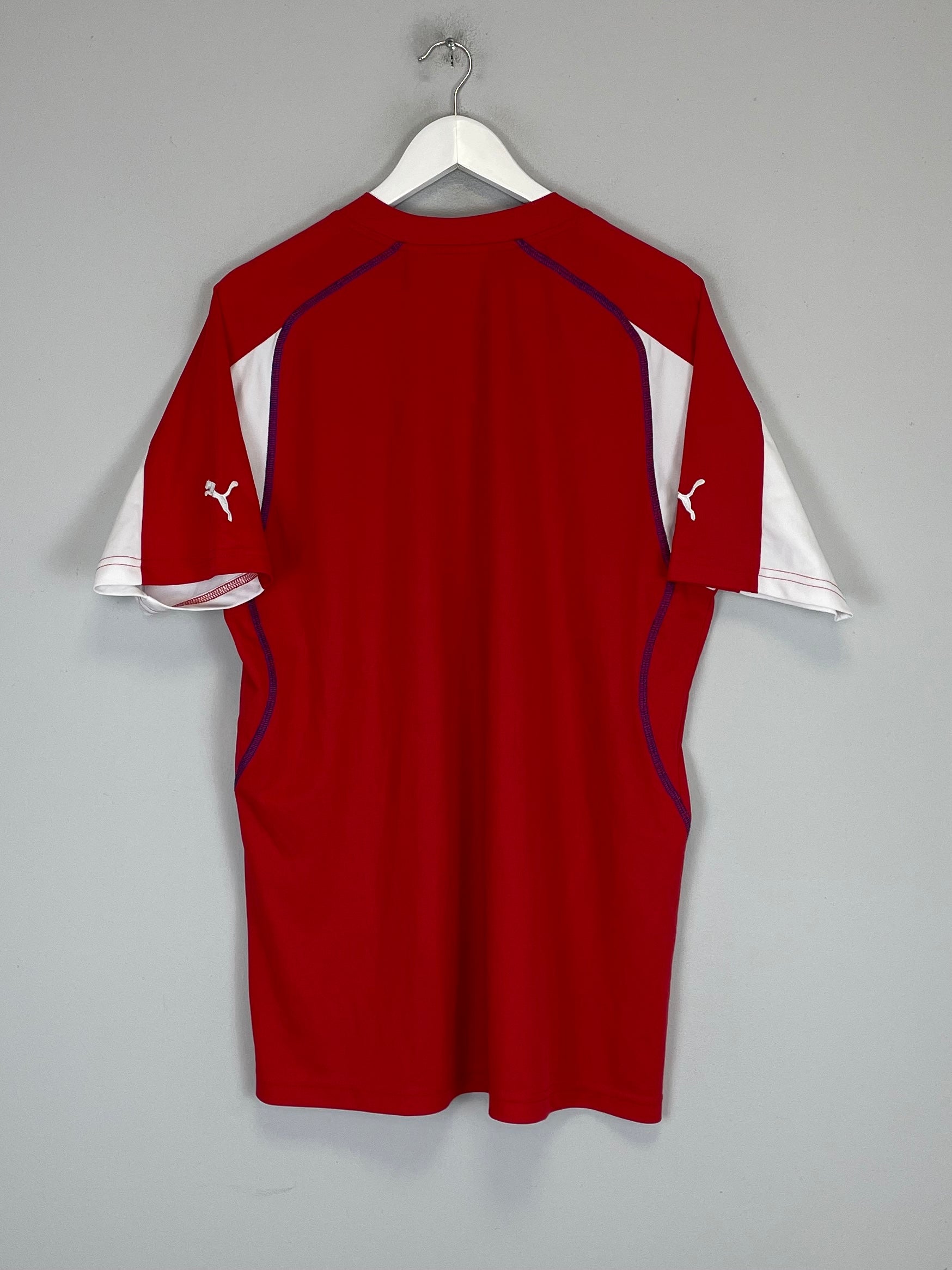Shop 2003/04 CZECH REPUBLIC HOME SHIRT (XL) PUMA, classic football shirts, vintage football shirts & retro soccer jerseys at Cult Kits