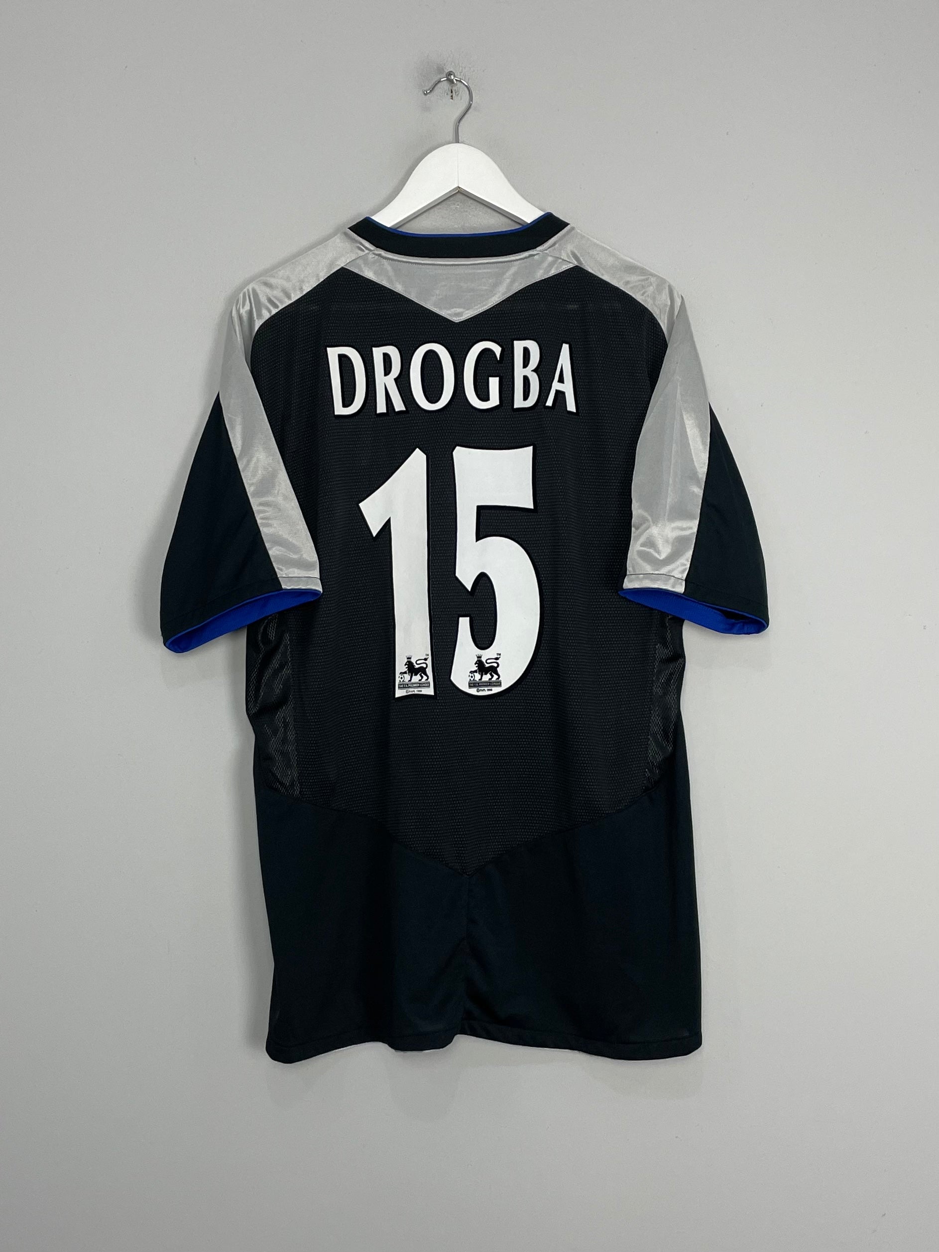 Shop 2004/05 CHELSEA DROGBA #15 AWAY SHIRT (XL) UMBRO, classic football shirts, vintage football shirts & retro soccer jerseys at Cult Kits