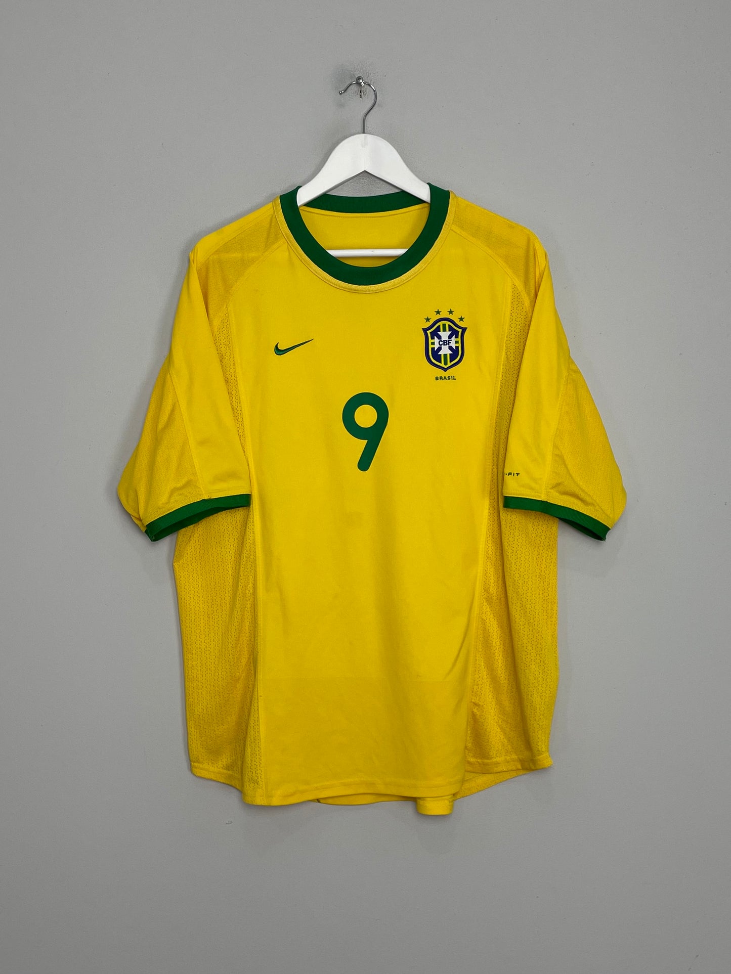 2000/02 BRAZIL RONALDO #9 HOME SHIRT (L) NIKE