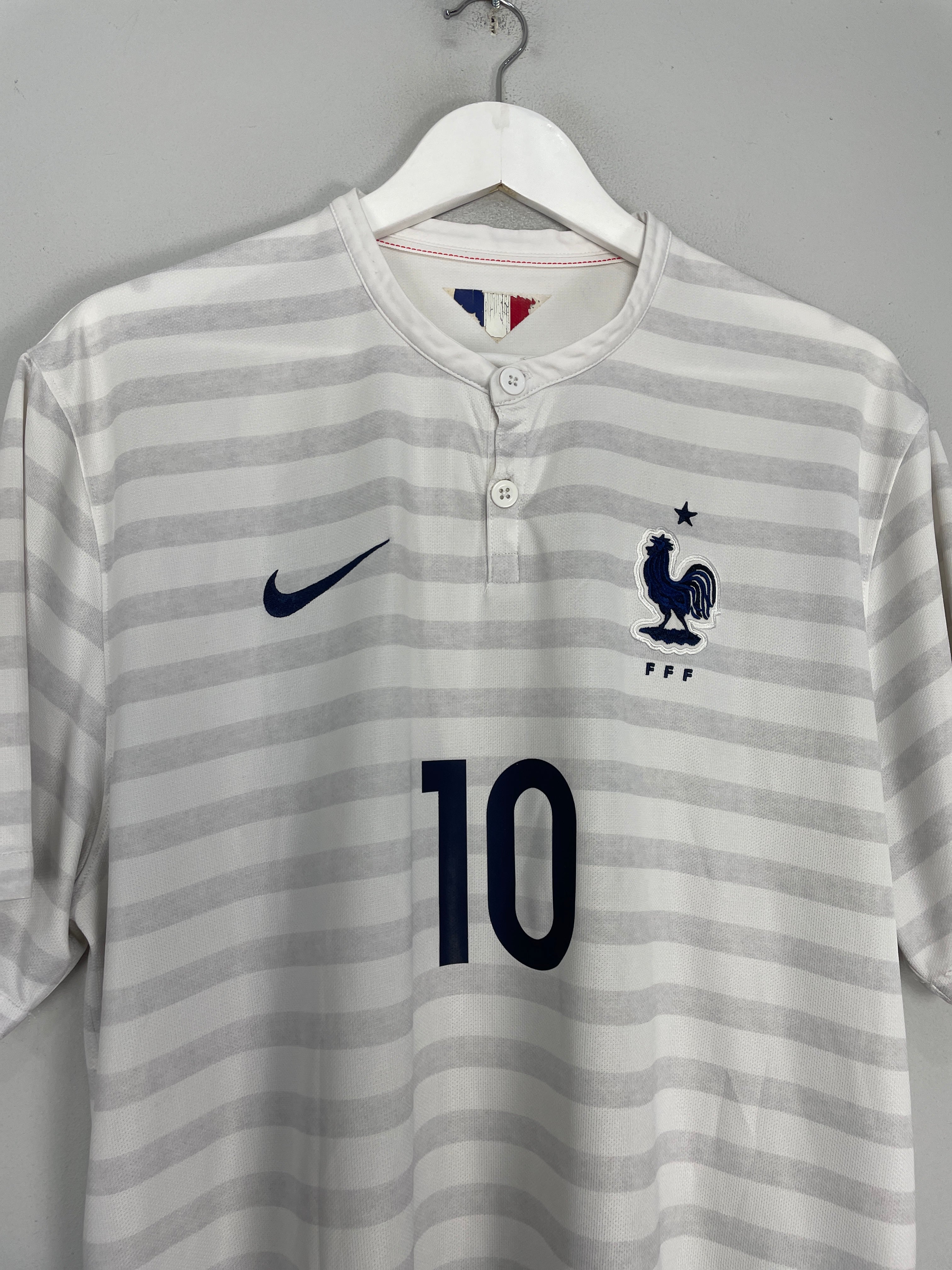 Shop 2014/15 FRANCE BENZEMA #9 AWAY SHIRT (XL) NIKE, classic football shirts, vintage football shirts & retro soccer jerseys at Cult Kits