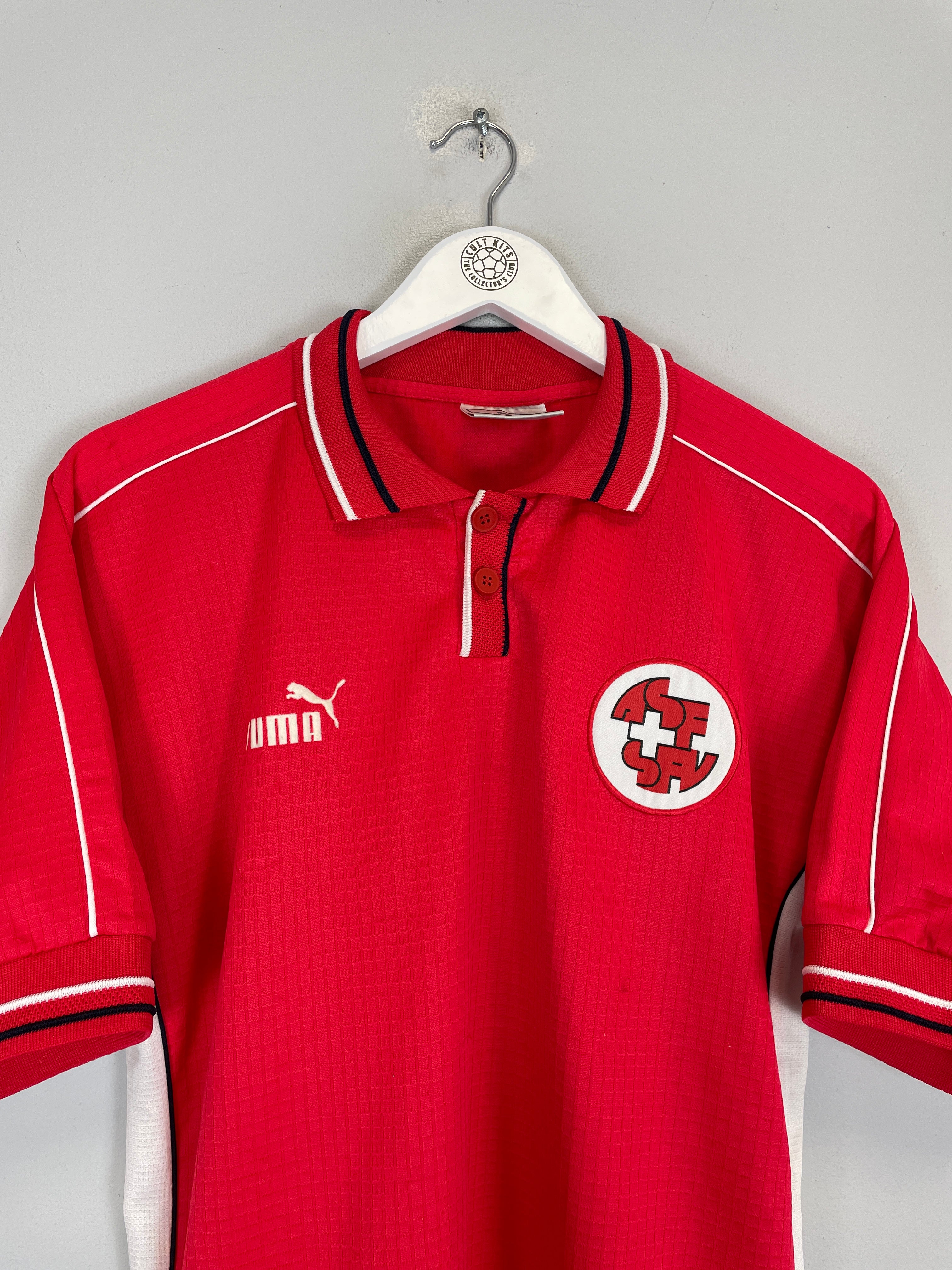 Shop 2002/04 SWITZERLAND HOME SHIRT (S) PUMA, classic football shirts, vintage football shirts & retro soccer jerseys at Cult Kits