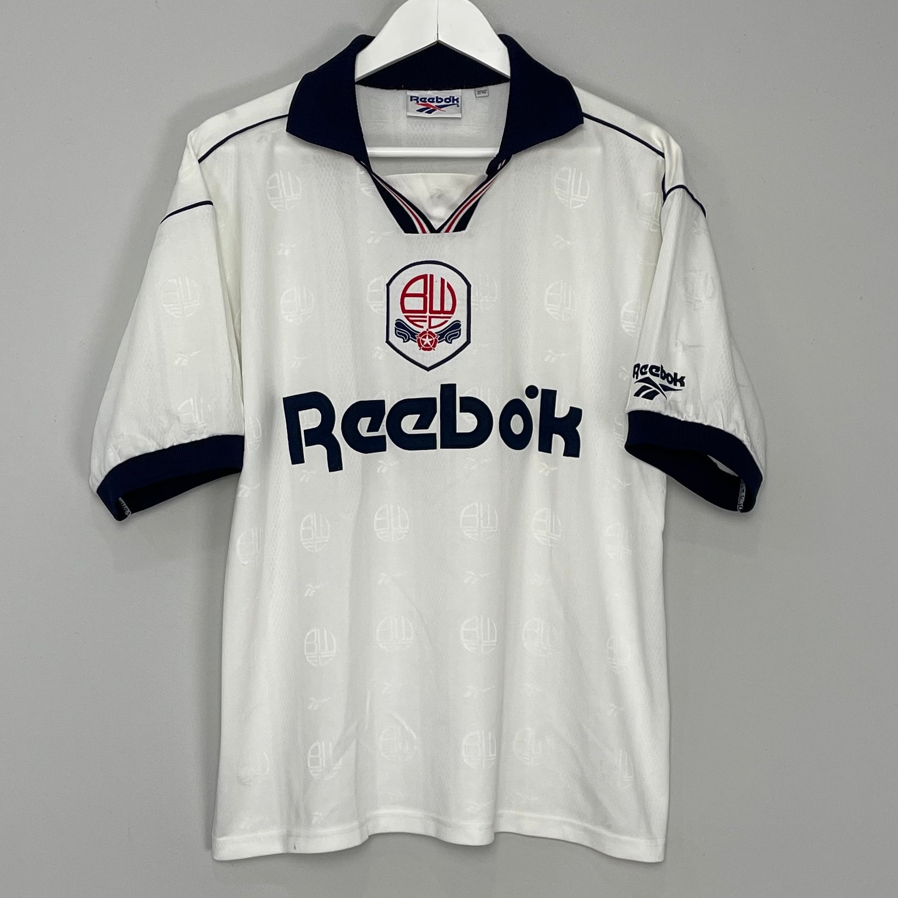 Shop 1995/97 BOLTON WANDERERS HOME SHIRT (M) REEBOK, classic football shirts, vintage football shirts & retro soccer jerseys at Cult Kits