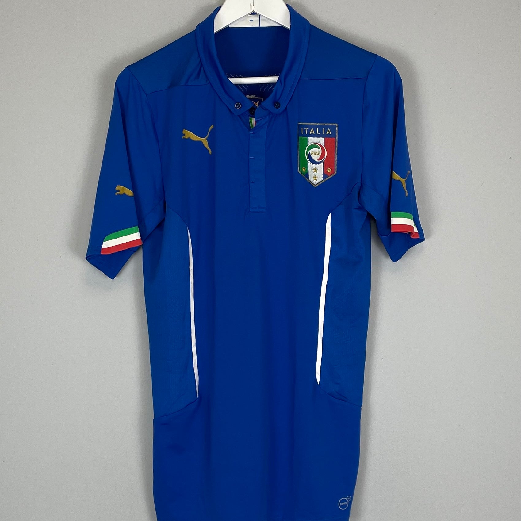 Shop 2014/15 ITALY *PLAYER ISSUE* HOME SHIRT (XL) PUMA, classic football shirts, vintage football shirts & retro soccer jerseys at Cult Kits