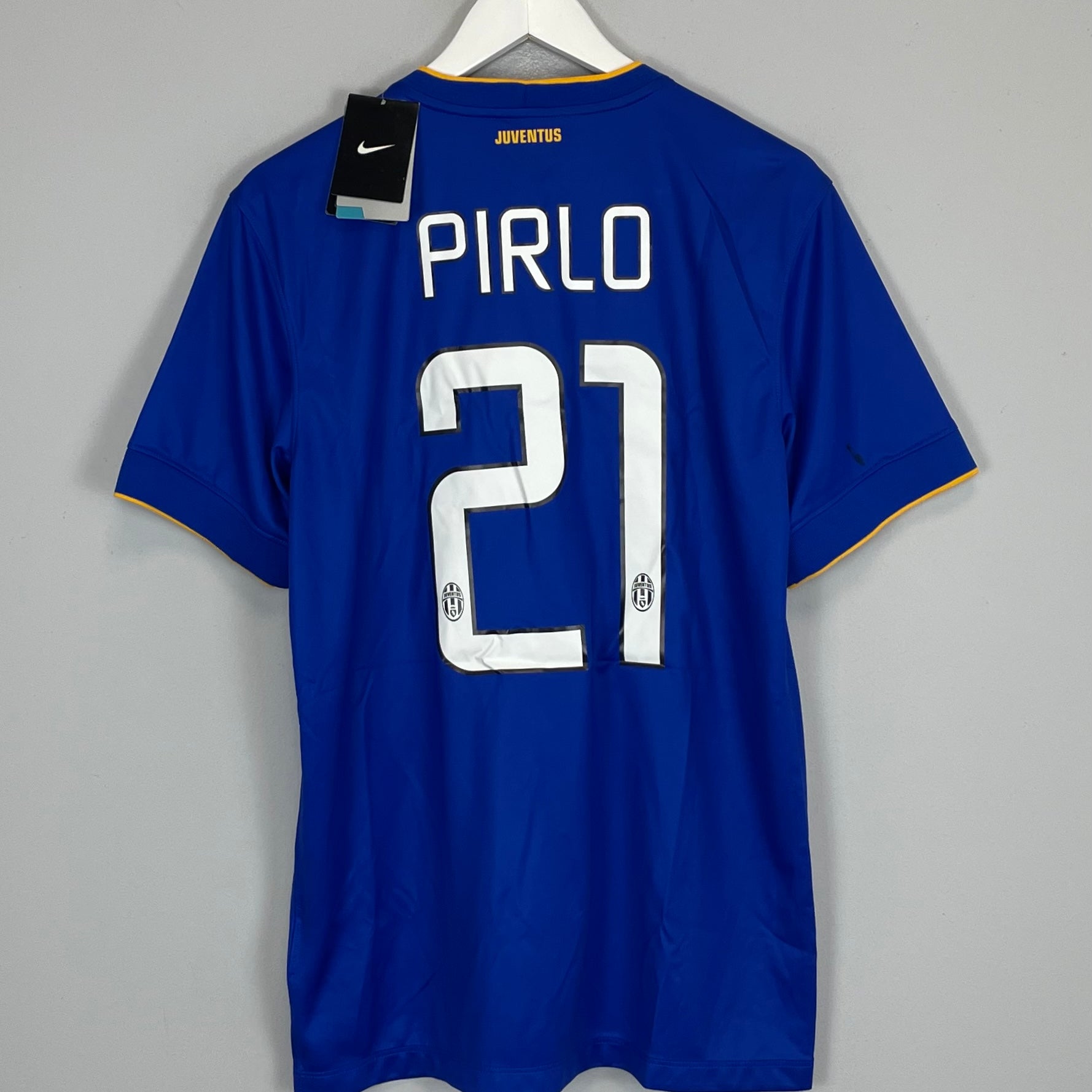 Shop 2013/14 JUVENTUS PIRLO #21 *BNWT* AWAY SHIRT (M) NIKE, classic football shirts, vintage football shirts & retro soccer jerseys at Cult Kits
