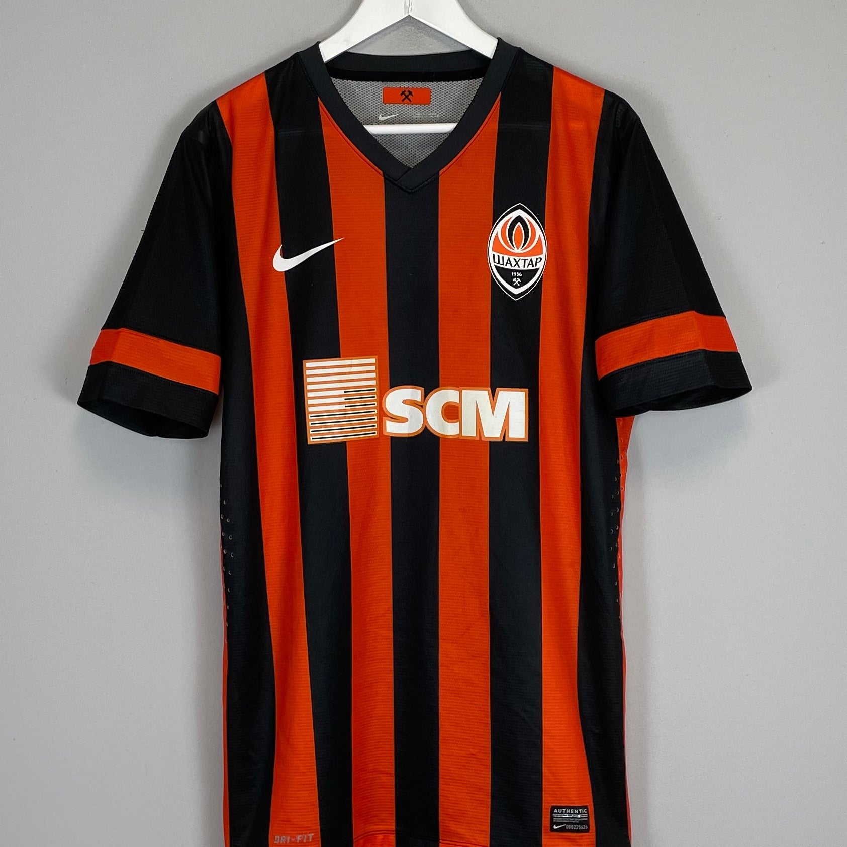 Shop 2010/11 SHAKHTAR DONETSK *PLAYER ISSUE* HOME SHIRT (XL) NIKE, classic football shirts, vintage football shirts & retro soccer jerseys at Cult Kits