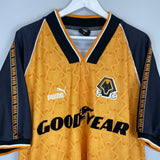 Shop 1996/98 WOLVES HOME SHIRT (L) PUMA, classic football shirts, vintage football shirts & retro soccer jerseys at Cult Kits