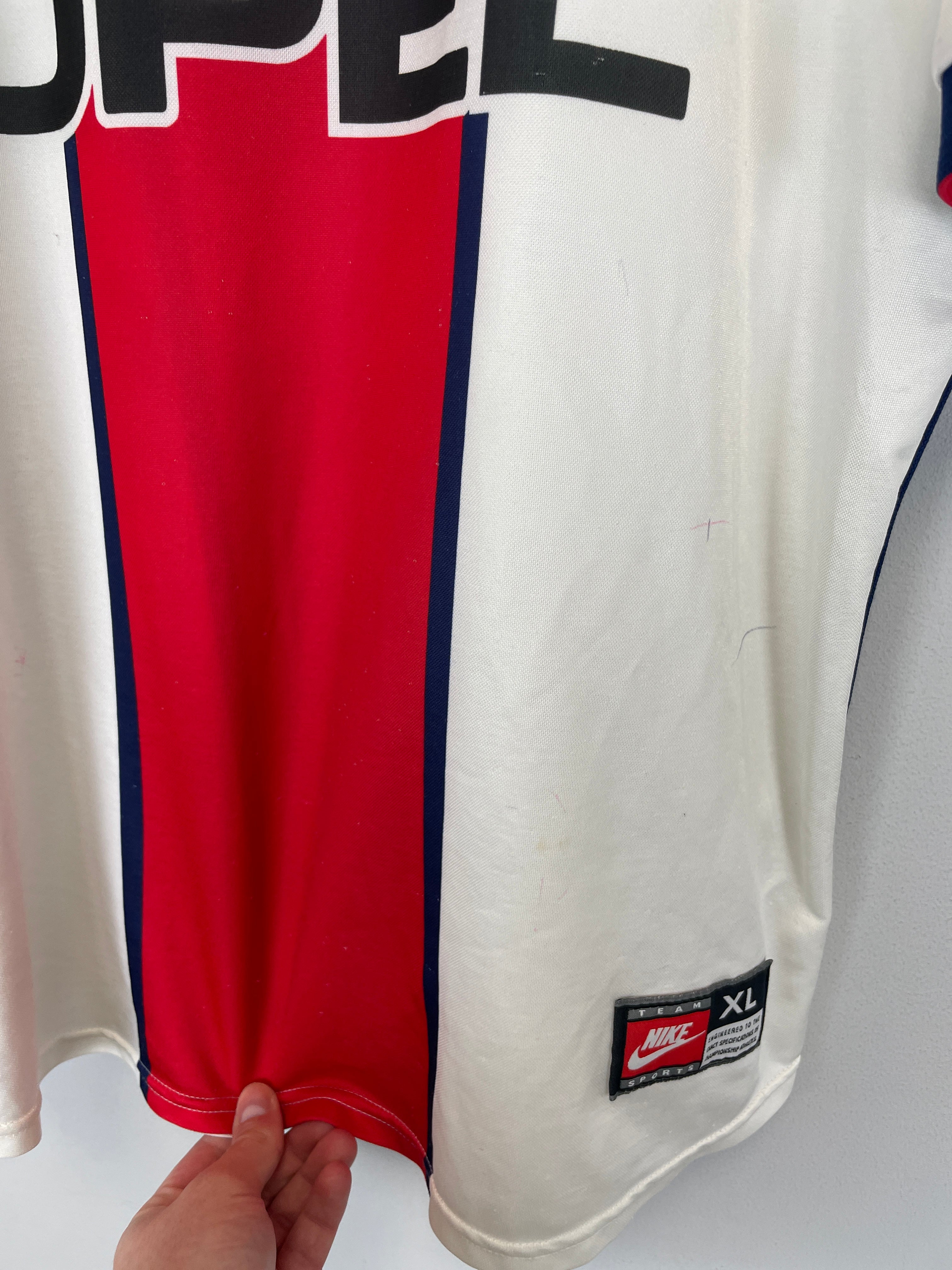 Shop 1997/98 PSG OKOCHA #10 AWAY SHIRT (XL) NIKE, classic football shirts, vintage football shirts & retro soccer jerseys at Cult Kits
