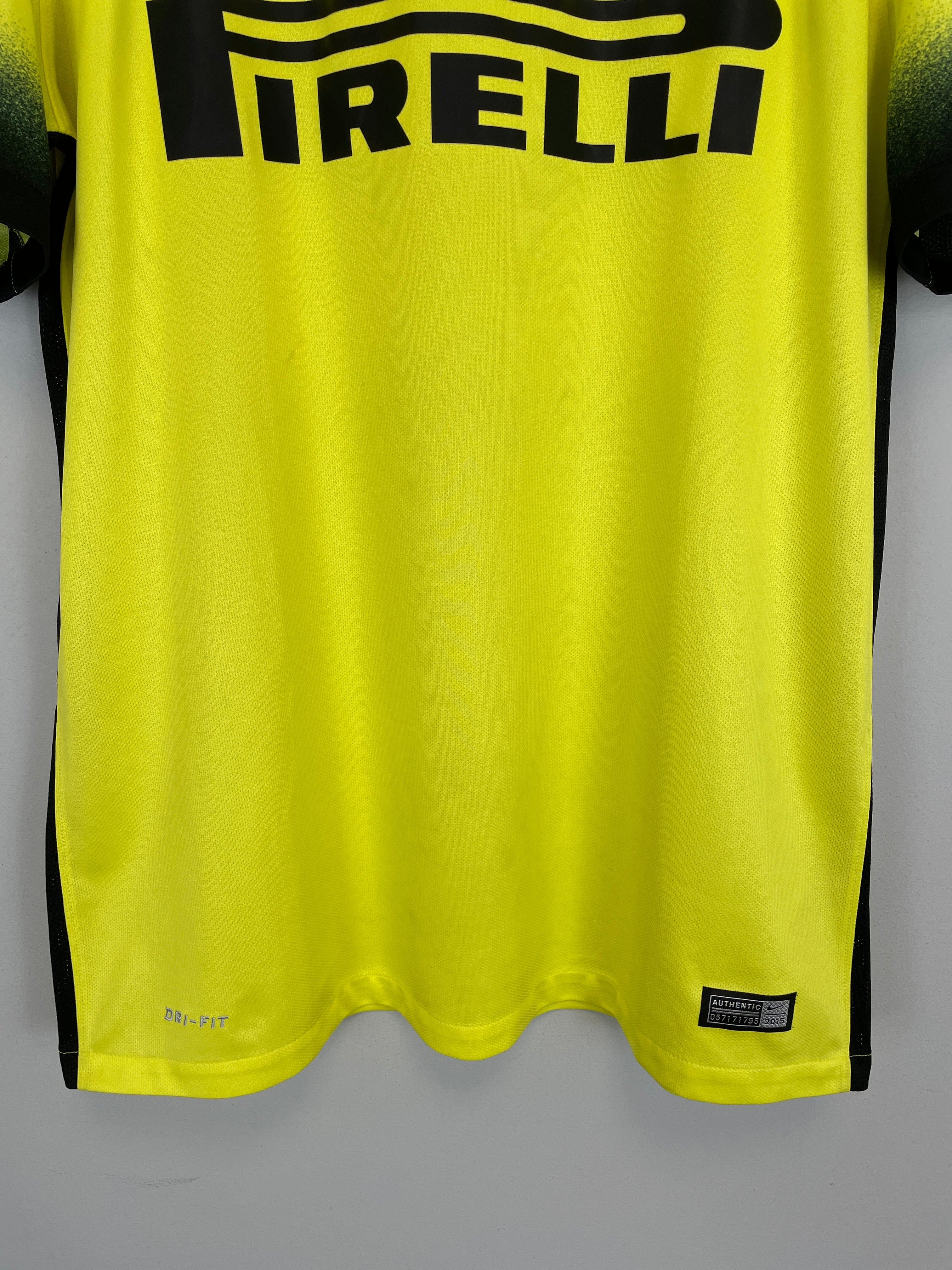 Shop 2015/16 INTER MILAN THIRD SHIRT (L) NIKE, classic football shirts, vintage football shirts & retro soccer jerseys at Cult Kits