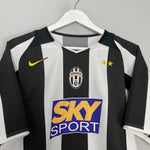 Shop 2004/05 JUVENTUS DEL PIERO #10 HOME SHIRT (M) NIKE, classic football shirts, vintage football shirts & retro soccer jerseys at Cult Kits