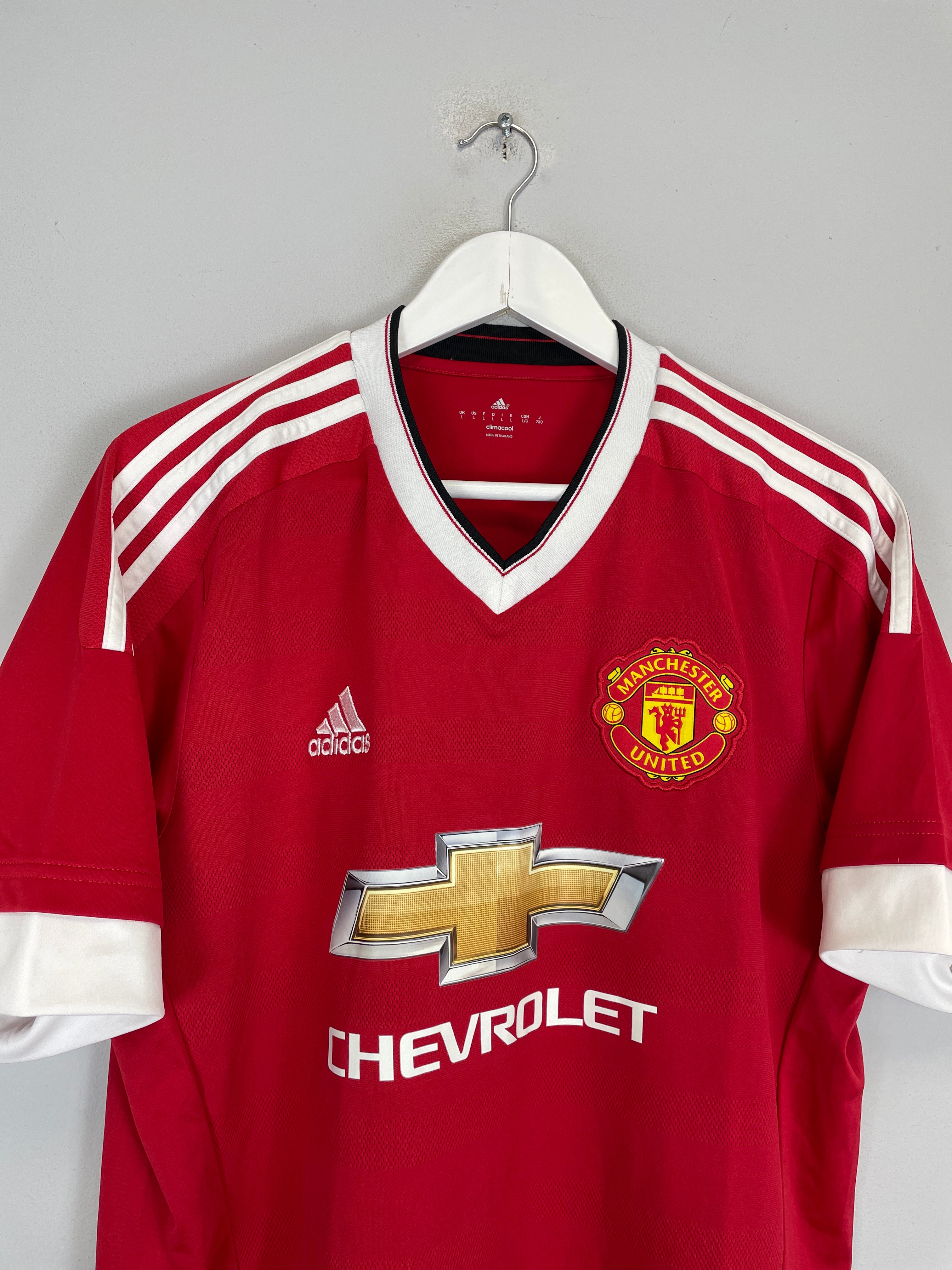 Shop 2015/16 MANCHESTER UNITED HOME SHIRT (L) ADIDAS, classic football shirts, vintage football shirts & retro soccer jerseys at Cult Kits