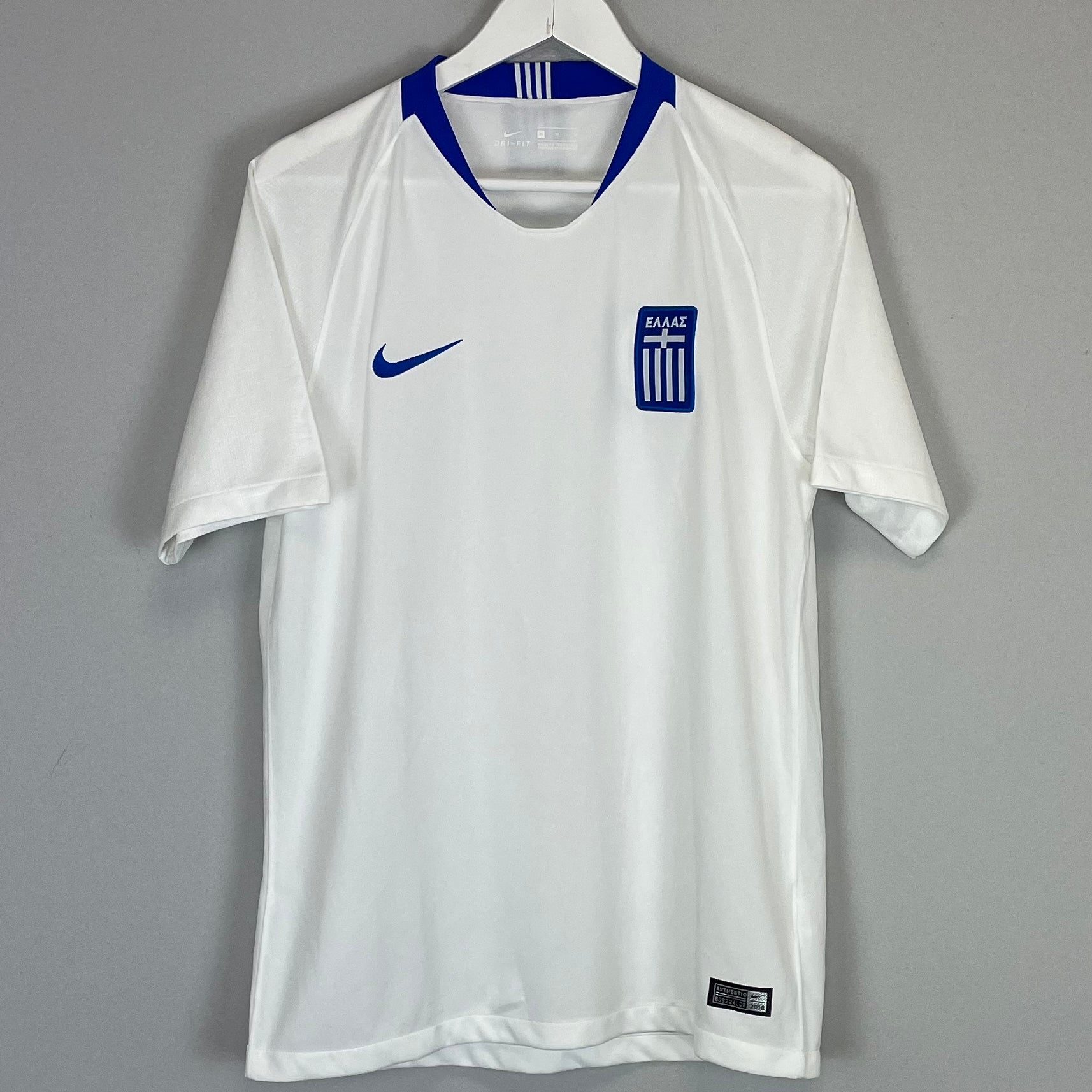 Shop 2018/19 GREECE HOME SHIRT (M) NIKE, classic football shirts, vintage football shirts & retro soccer jerseys at Cult Kits