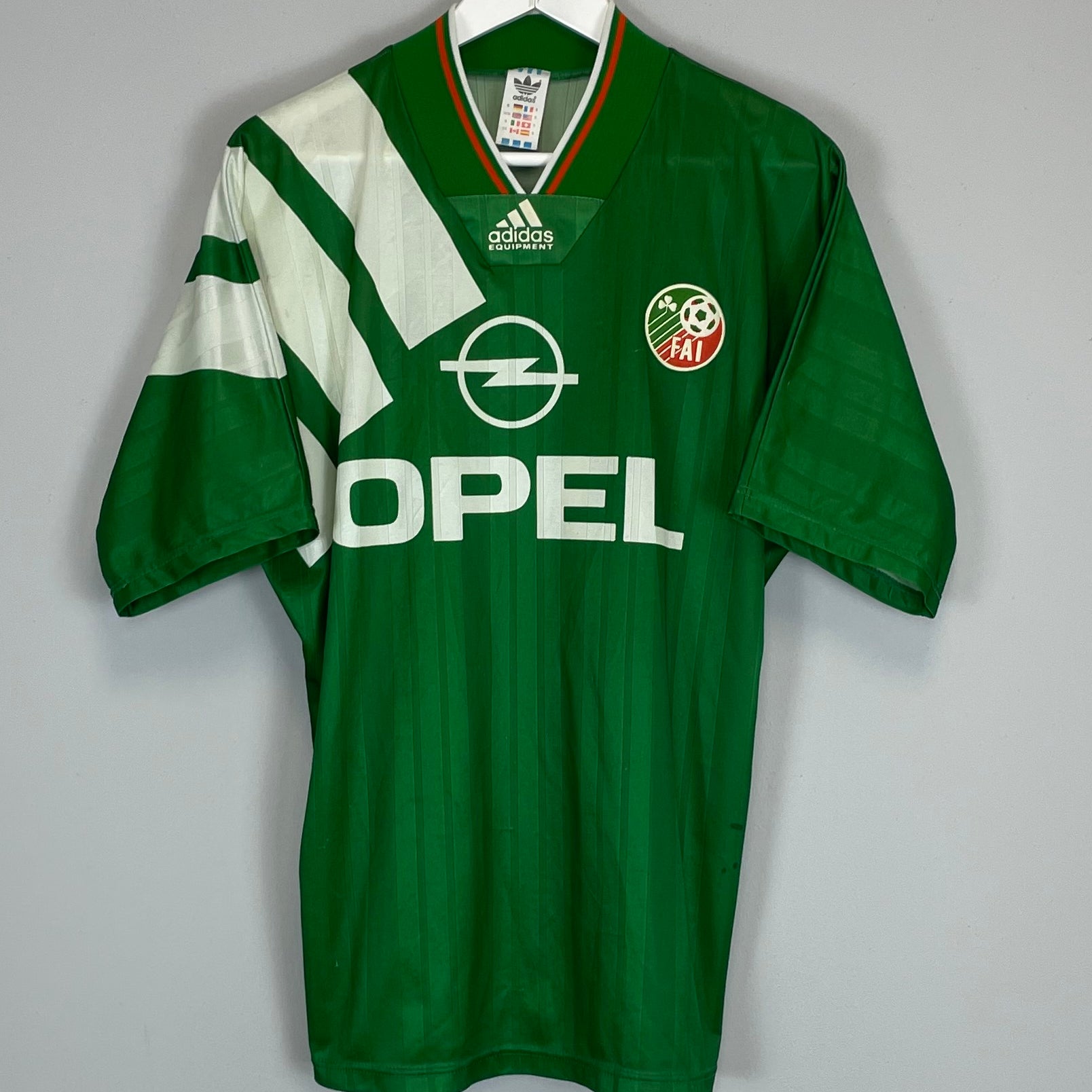 Shop 1992/94 IRELAND HOME SHIRT (S) ADIDAS, classic football shirts, vintage football shirts & retro soccer jerseys at Cult Kits