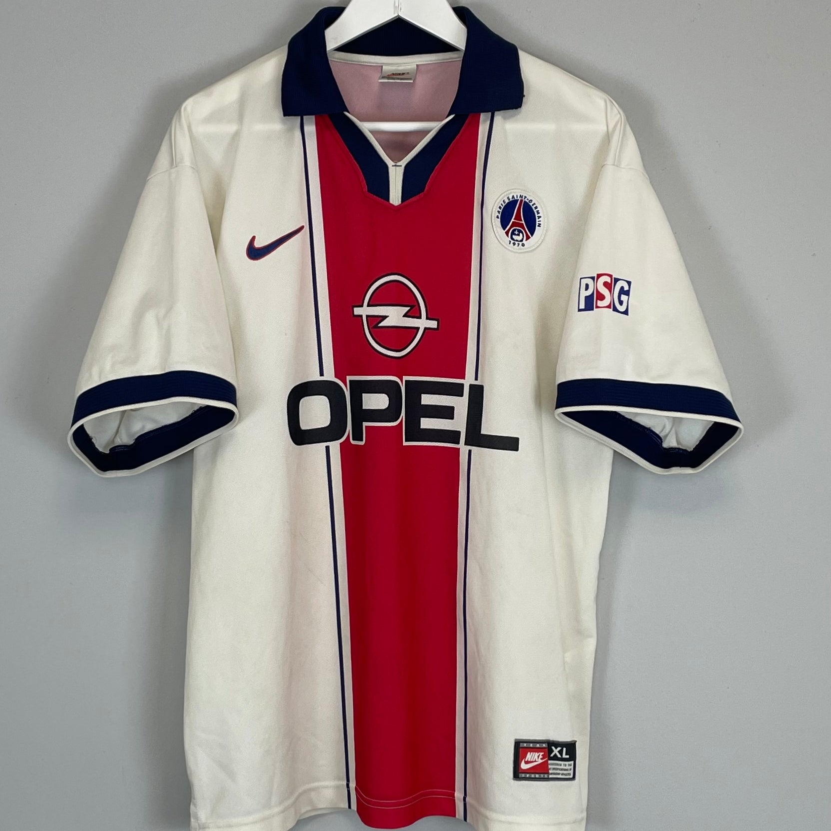 Shop 1997/98 PSG AWAY SHIRT (XL) NIKE, classic football shirts, vintage football shirts & retro soccer jerseys at Cult Kits