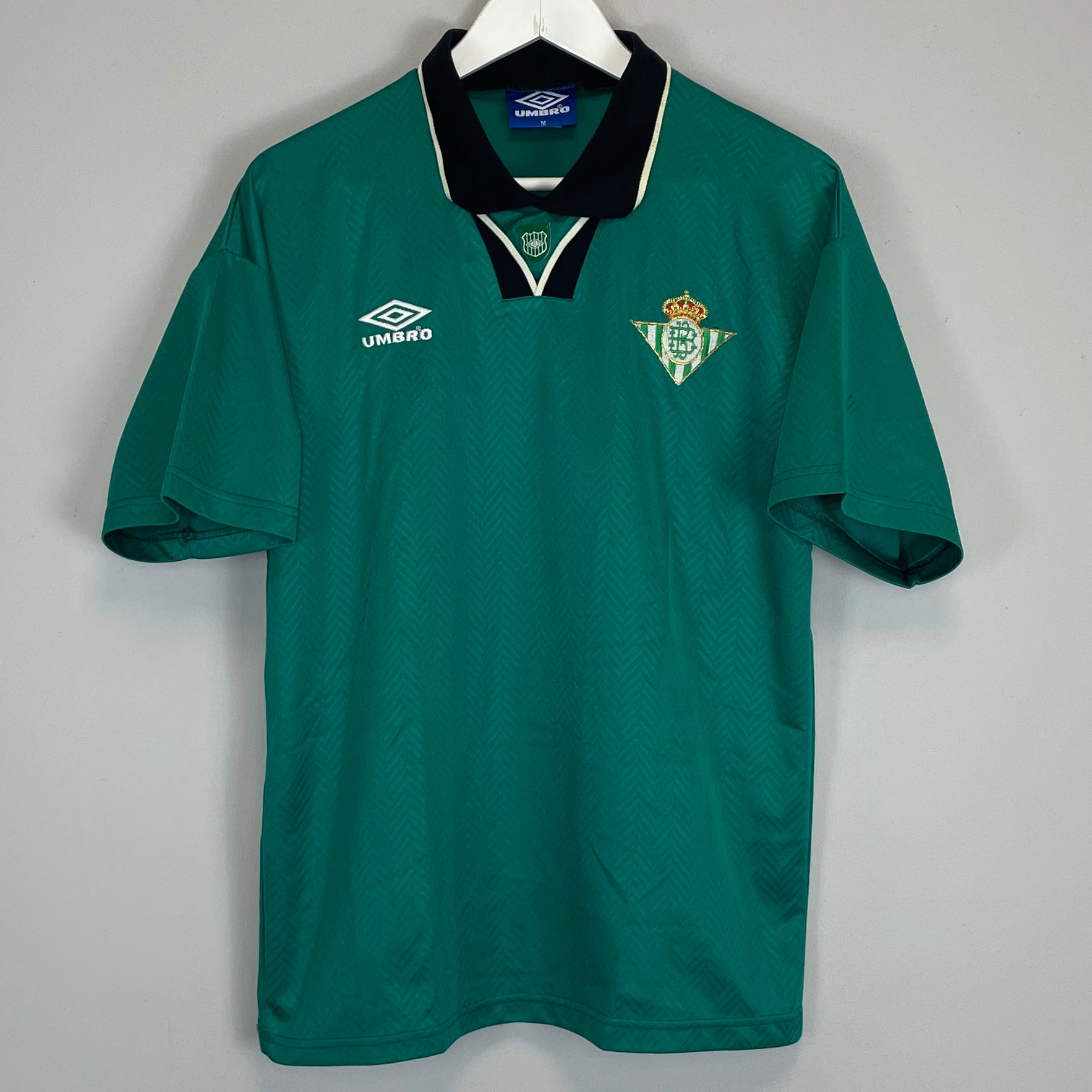 Shop 1994/95 REAL BETIS AWAY SHIRT (M) UMBRO, classic football shirts, vintage football shirts & retro soccer jerseys at Cult Kits