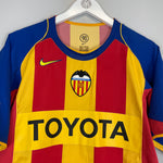 Shop 2004/05 VALENCIA AWAY SHIRT (M) NIKE, classic football shirts, vintage football shirts & retro soccer jerseys at Cult Kits