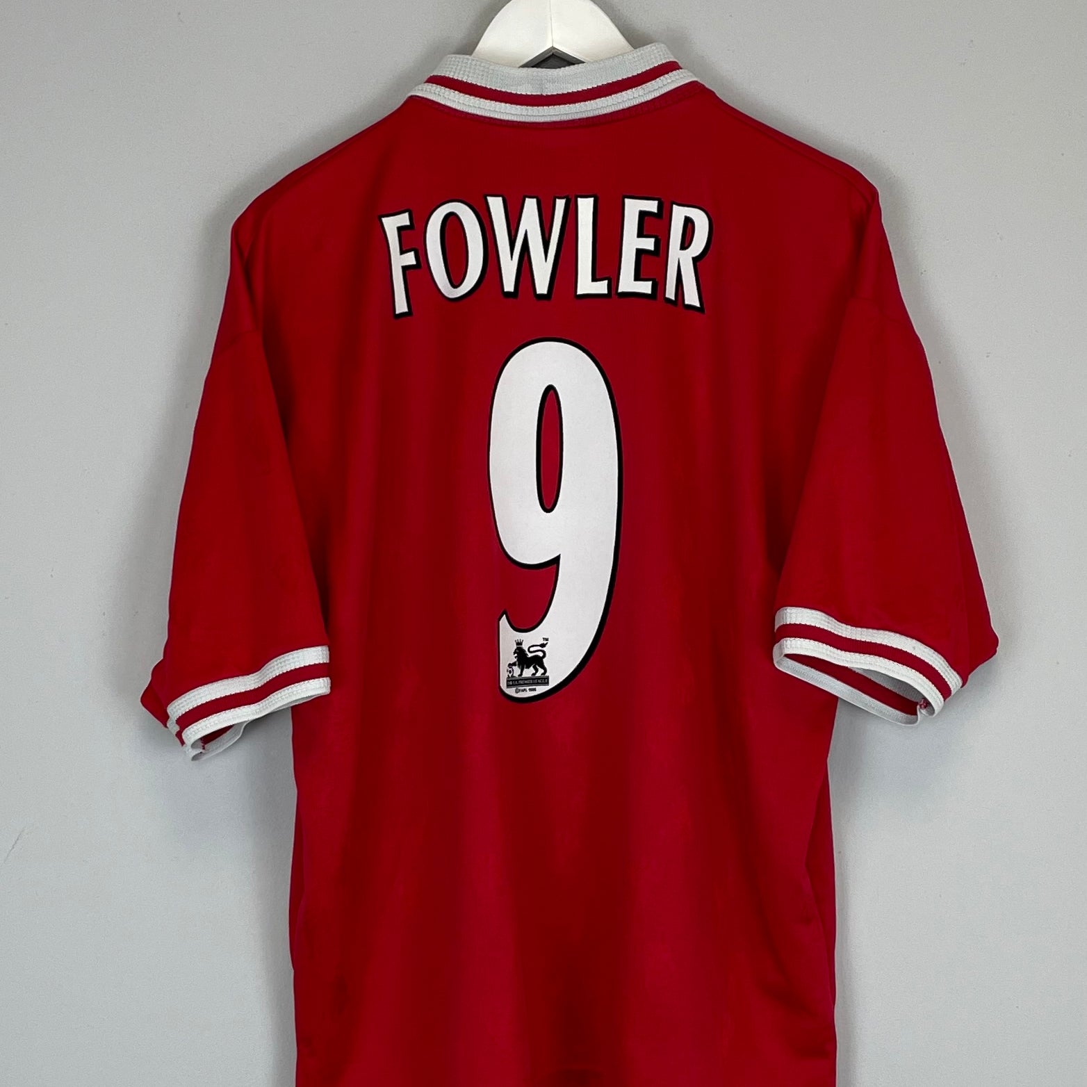 Shop 1996/98 LIVERPOOL FOWLER #9 HOME SHIRT (XL) REEBOK, classic football shirts, vintage football shirts & retro soccer jerseys at Cult Kits