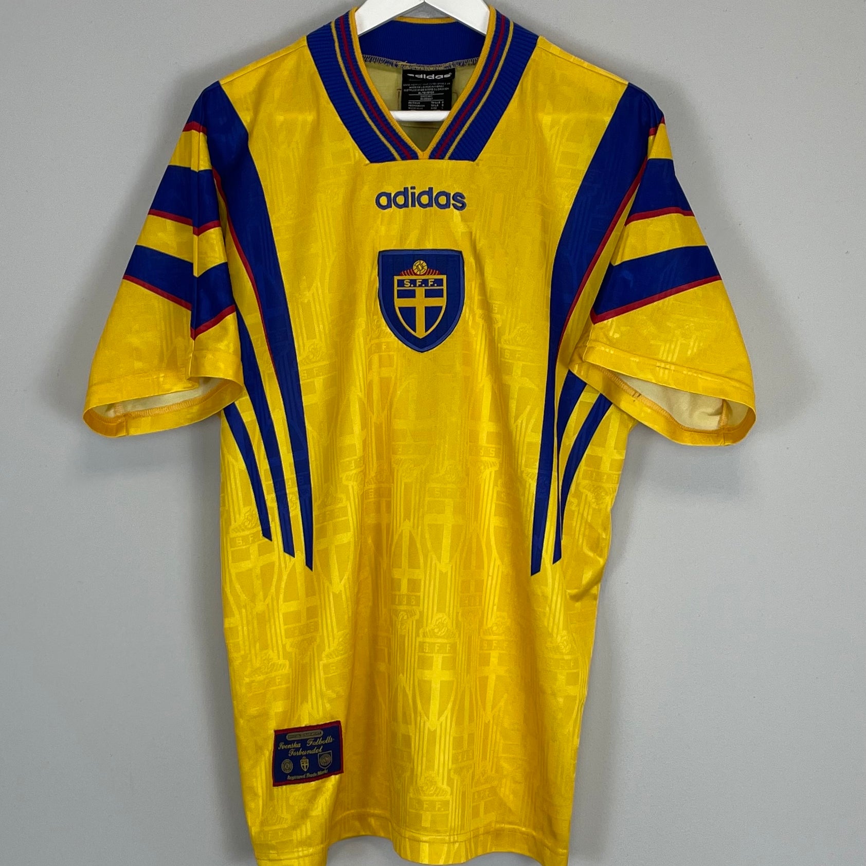 Shop 1996/98 SWEDEN HOME SHIRT (L) ADIDAS, classic football shirts, vintage football shirts & retro soccer jerseys at Cult Kits
