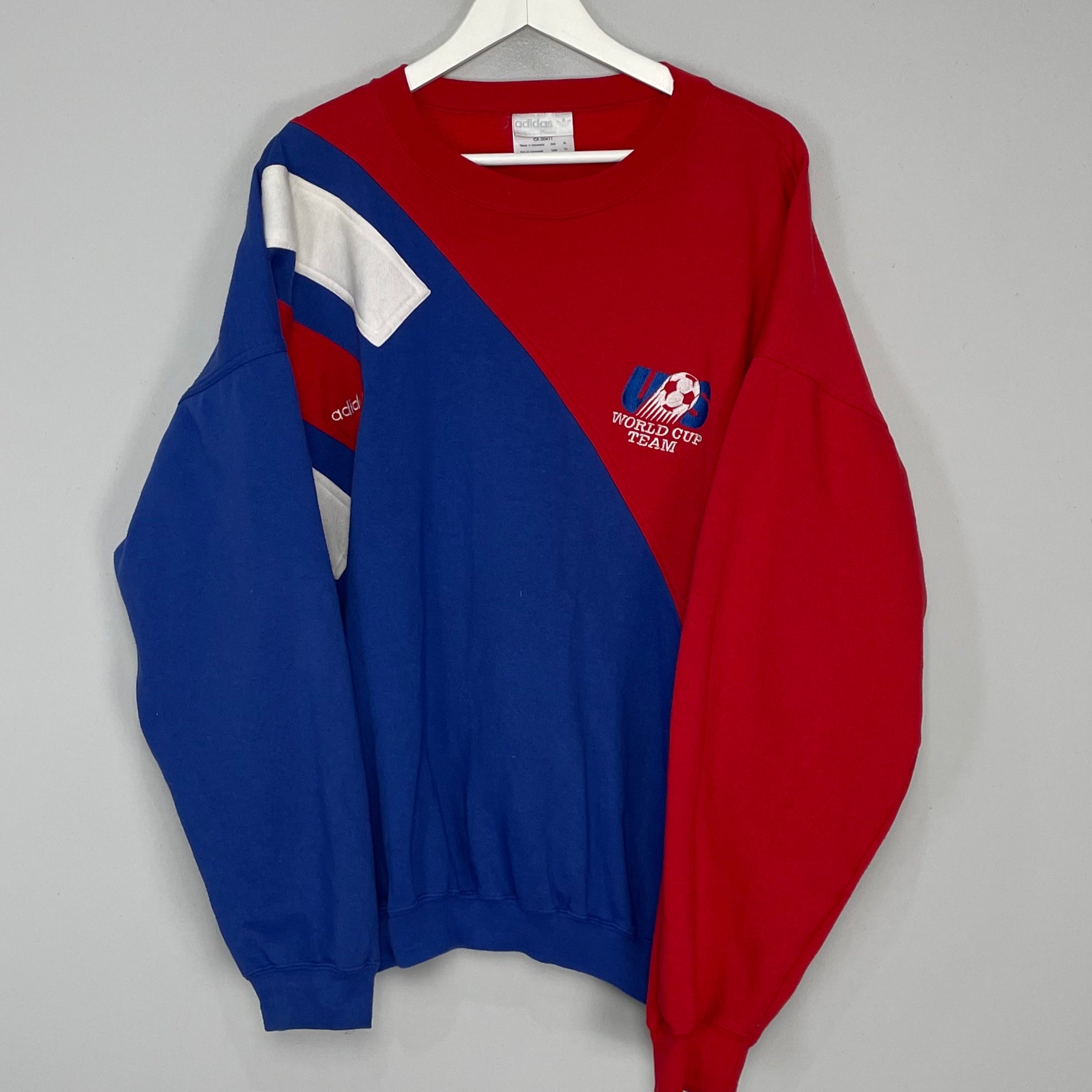 Shop 1994 USA WORLD CUP JUMPER (XL) ADIDAS, classic football shirts, vintage football shirts & retro soccer jerseys at Cult Kits