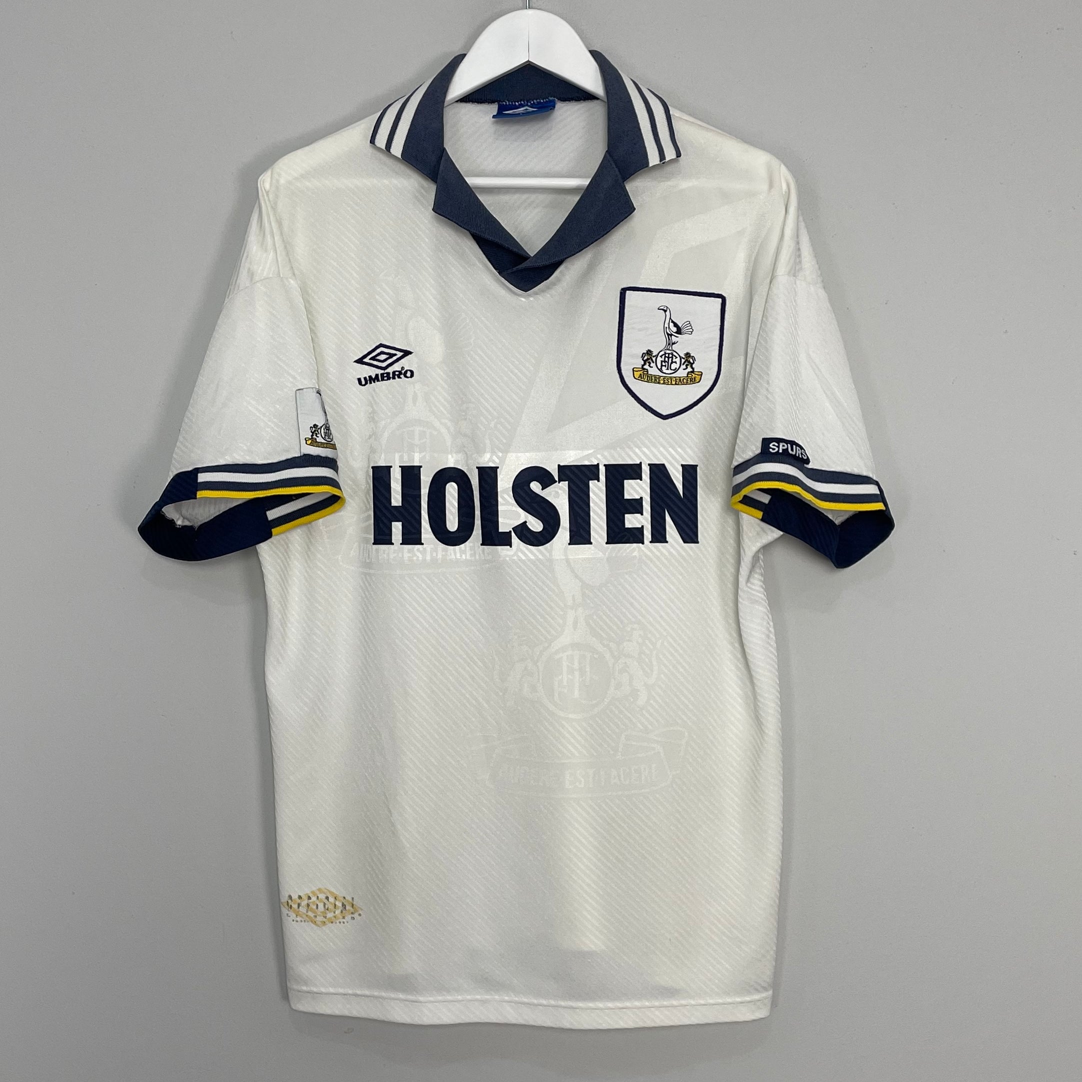 Shop 1993/95 TOTTENHAM HOME SHIRT (L) UMBRO, classic football shirts, vintage football shirts & retro soccer jerseys at Cult Kits