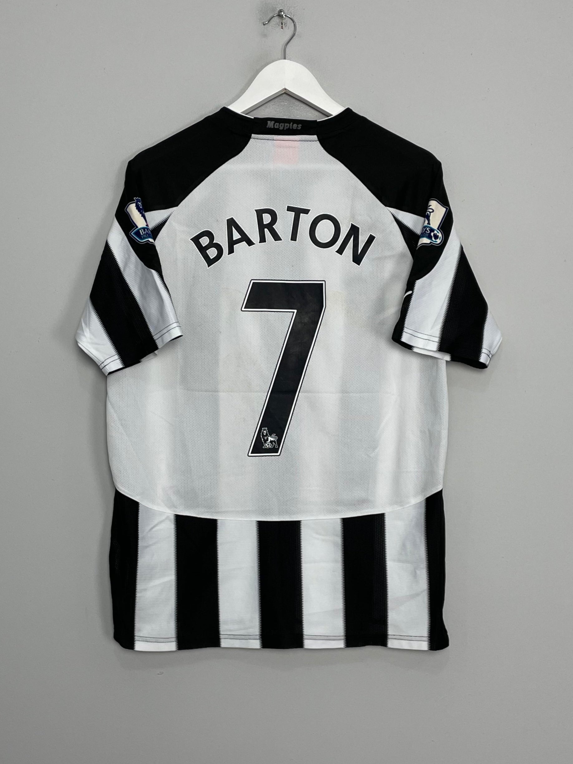 Shop 2010/11 NEWCASTLE UNITED BARTON #7 HOME SHIRT (M) PUMA, classic football shirts, vintage football shirts & retro soccer jerseys at Cult Kits