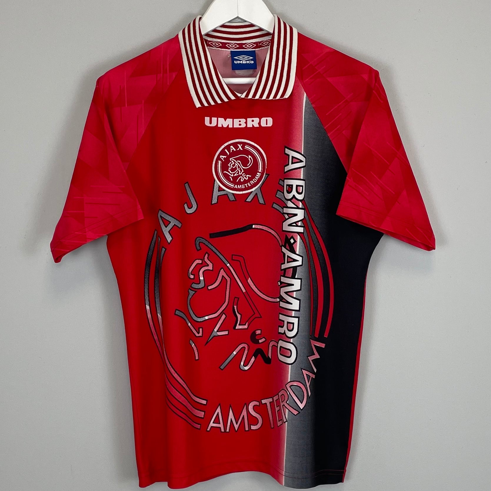 Shop 1996/97 AJAX TRAINING SHIRT (M) UMBRO, classic football shirts, vintage football shirts & retro soccer jerseys at Cult Kits